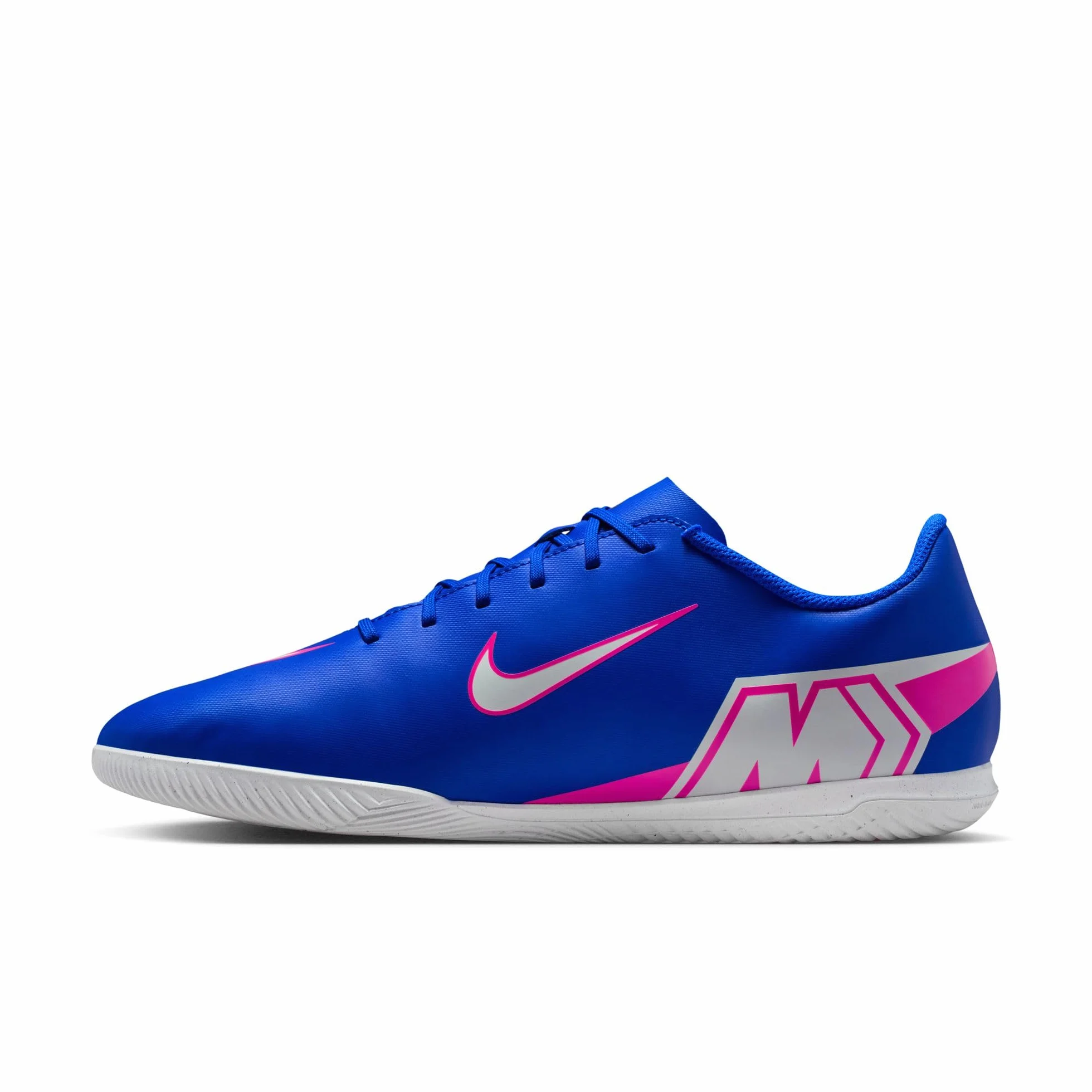 NIKE Vapor 16 Club IC Sneaker