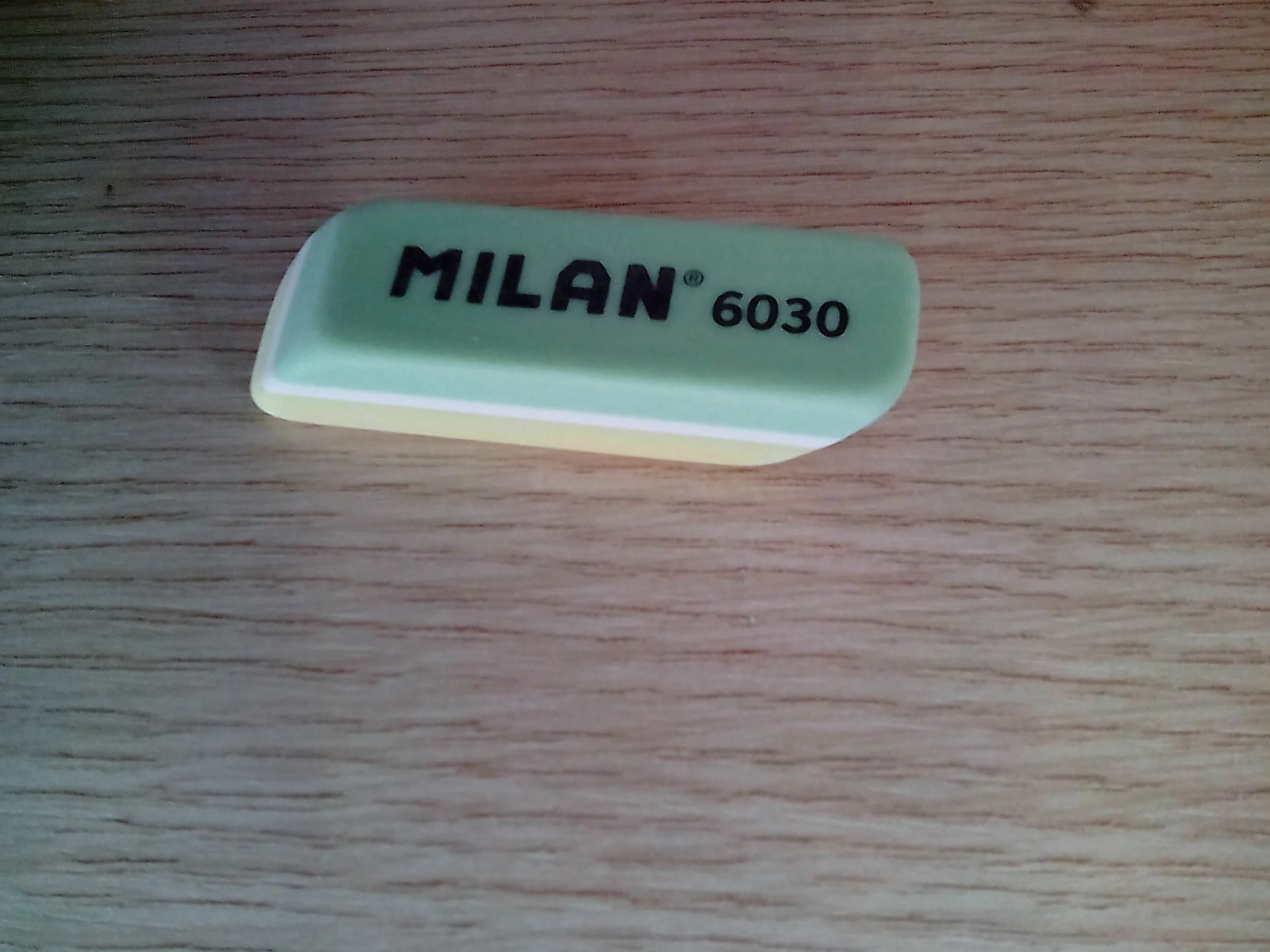 MILAN® Caja 30 gomas miga de pan flexible 6030 biseladas bicolor
