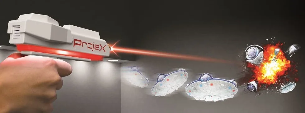 Bizak Projex Proyector de Juegos Arcade, 2 Pistolas Laser, 3 Niveles de Dificultad, Regalo para Niños 6+