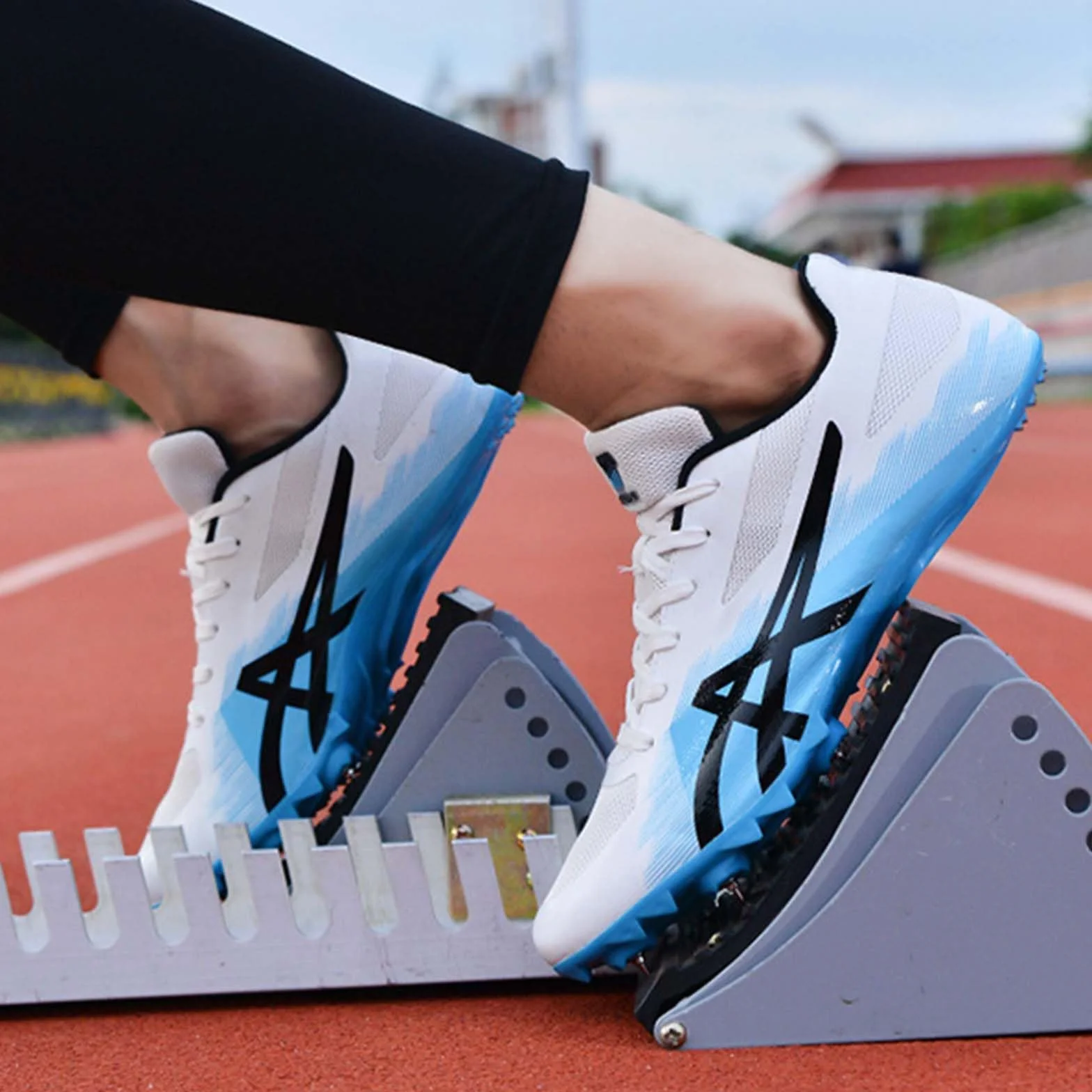 Zapatillas de Clavos para Atletismo Ligero Running Salto Largo Training