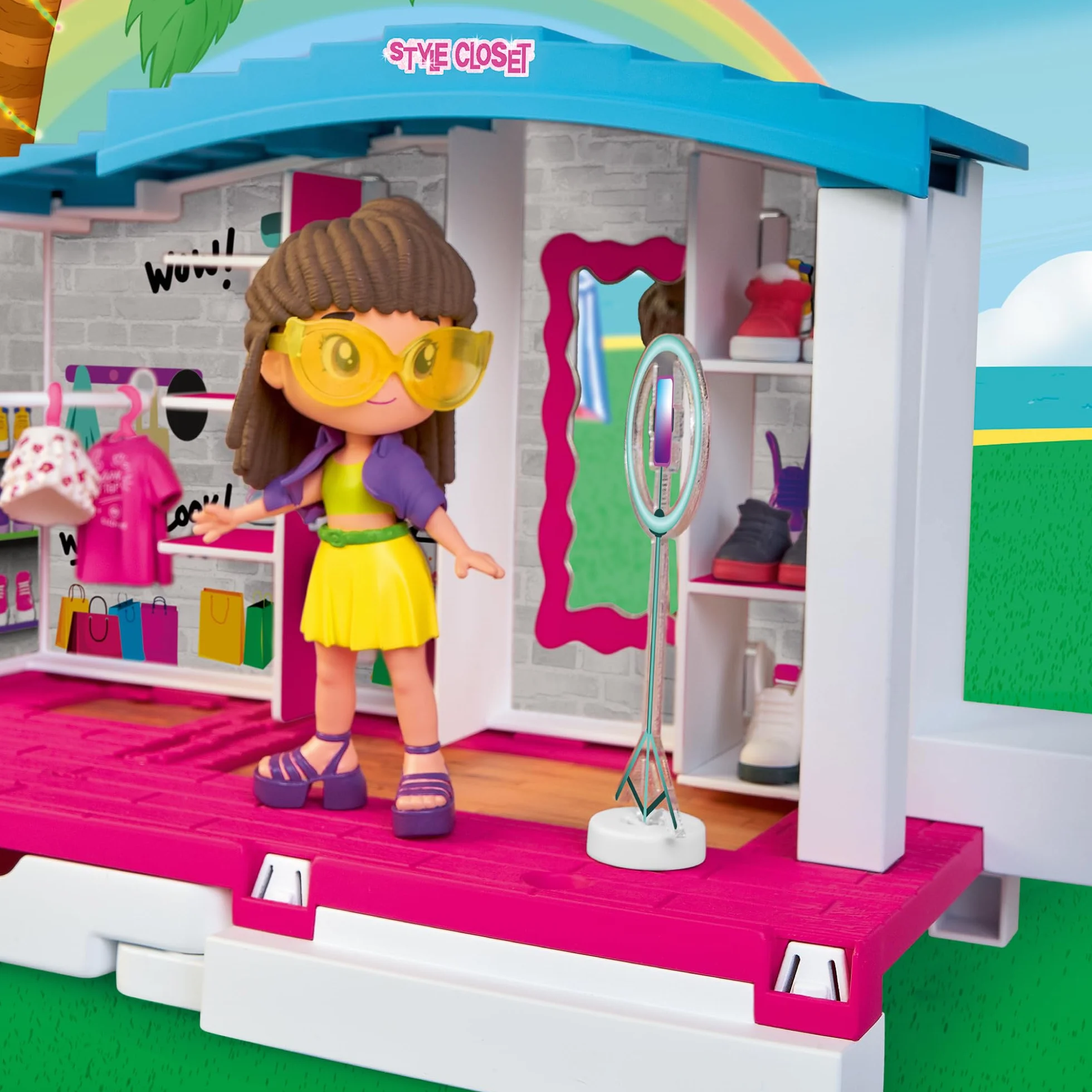 Pinypon Top Style Closet, Vestidor con Ropa, Zapatos y Accesorios para Crear Outfits, Incluye Figura Articulada de Brazos y Piernas con Doble Cara y Decoración, +4 años, Famosa (PNN04000)