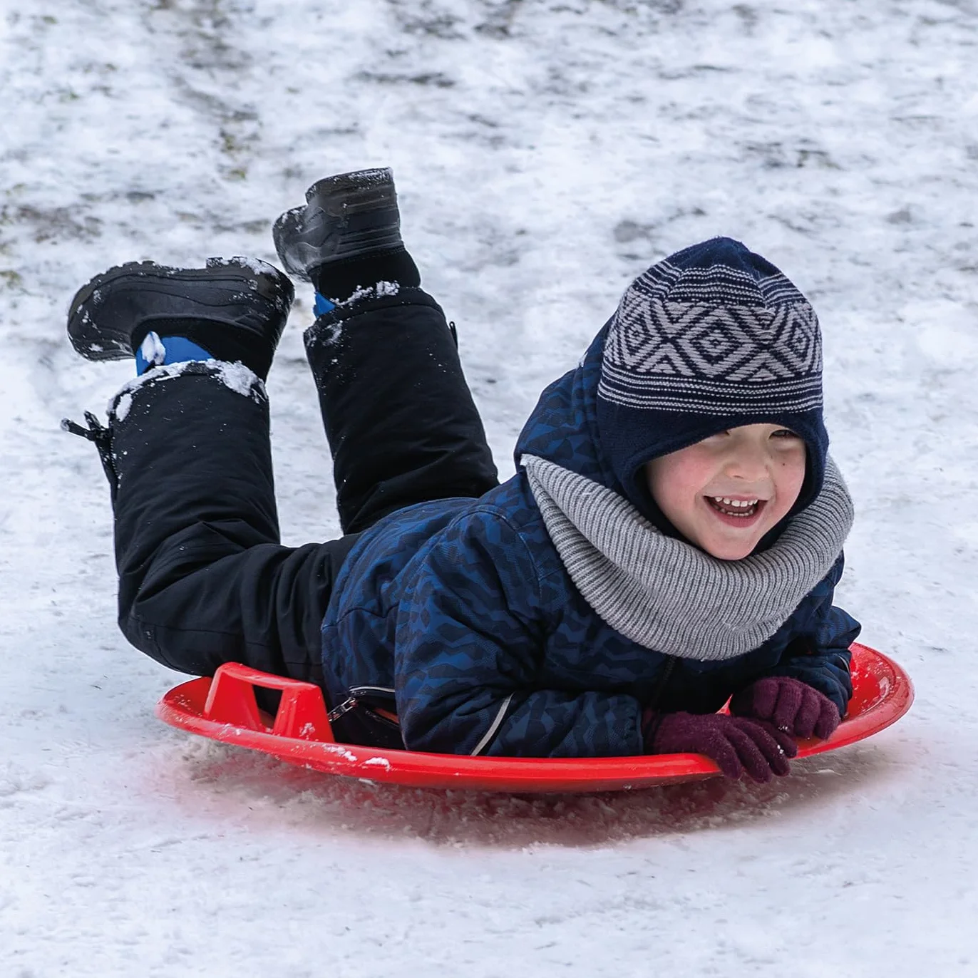 JamARA -Snow Play - Plato antideslizante de 60 cm en ambos lados, cuerpo de plástico duradero y resistente, peso ligero de solo 555 g
