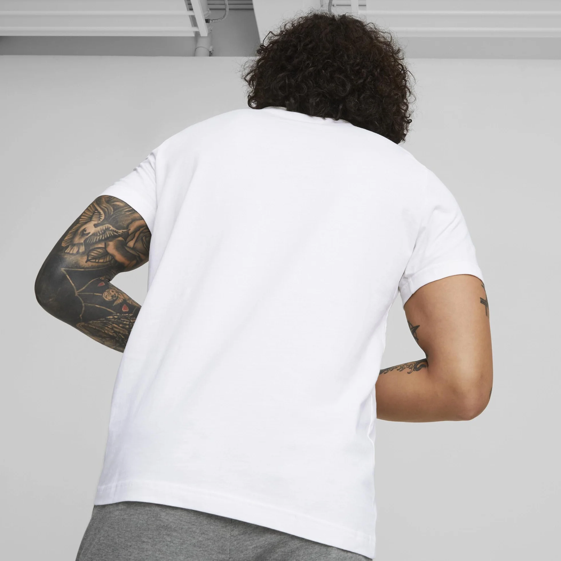 PUMA Men's ESS Logo tee T Shirt