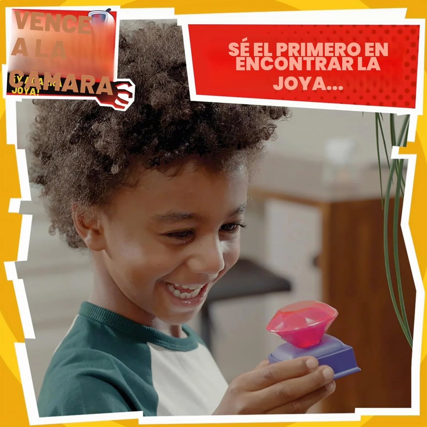 TOMY Games Beat the Camera - Pasa la seguridad, roba gemas, deshabilita la alarma - Fiesta de búsqueda del tesoro y juegos familiares de interior - para niños mayores de 3 años - Regalos de cumpleaños