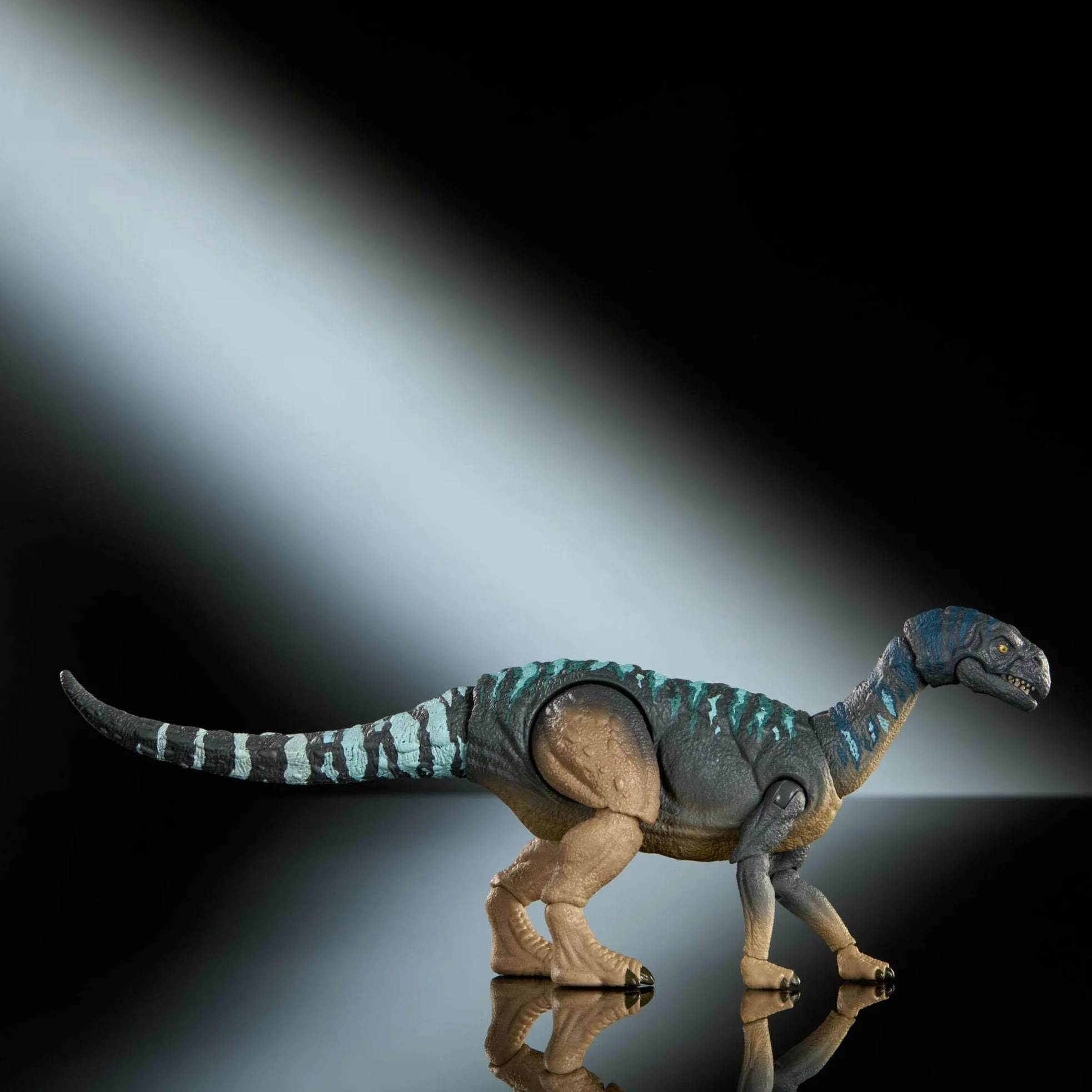 Mattel Jurassic World Figura de acción Mussaurio Dinosaurio 15 Puntos de articulación JKM89