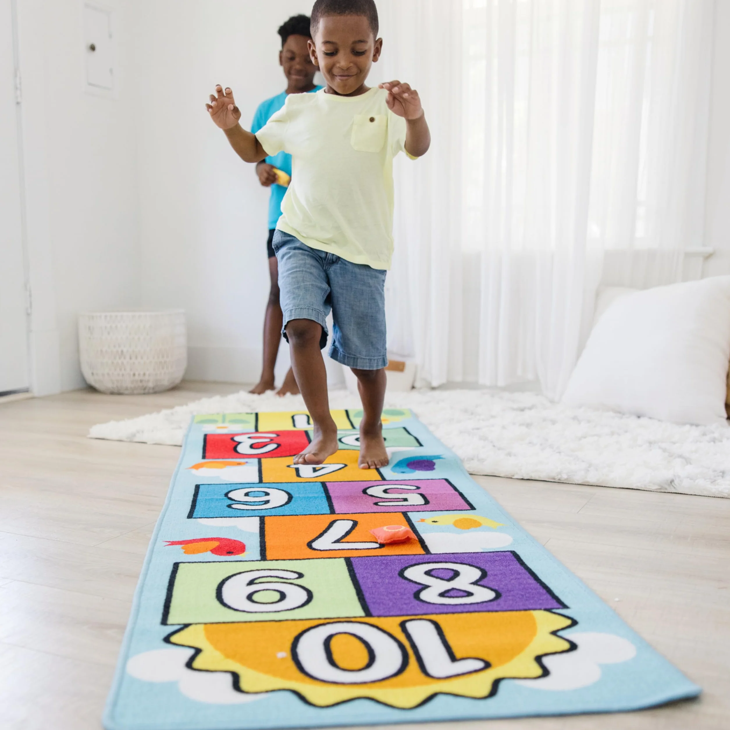 Melissa & Doug - Alfombra Tejida, Hop & Count Hopscotch Rug (19402)