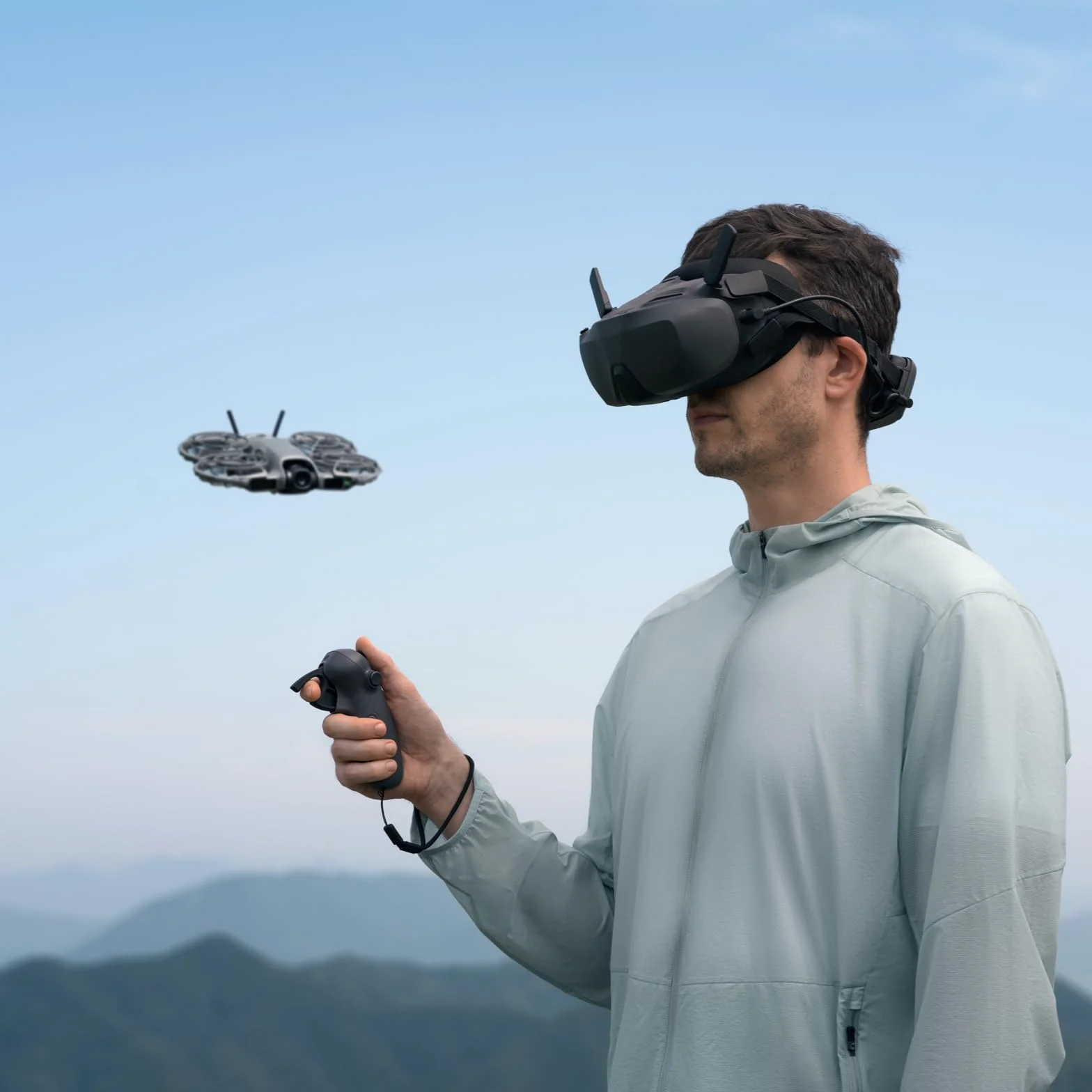 DJI Pack Neo 2 Motion Vuela Más con RC Motion 3 y Goggles N3, transmisión estable con transceptor digital, dron 4K para principiantes, vuelo FPV, 3 baterías