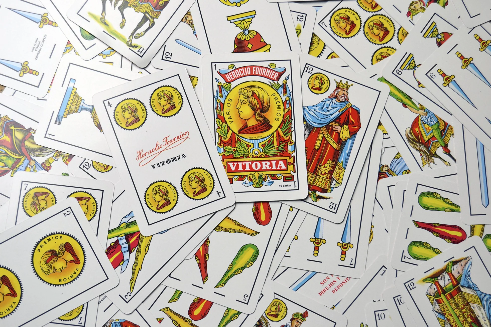 Baraja española Fournier Nº 2100 50 cartas 14 años