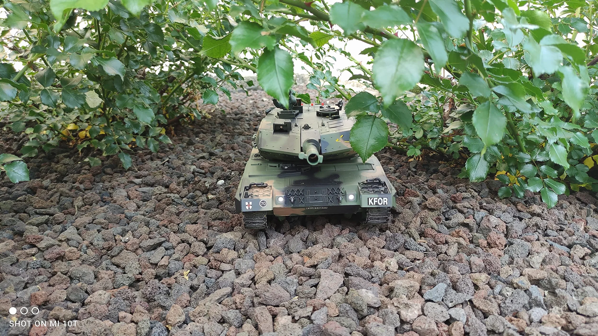 RC Leopard 2A5 - Tanque de combate con sonido, escala 1:24 y 2 sistemas de combate, infrarrojos y disparos de 6 mm