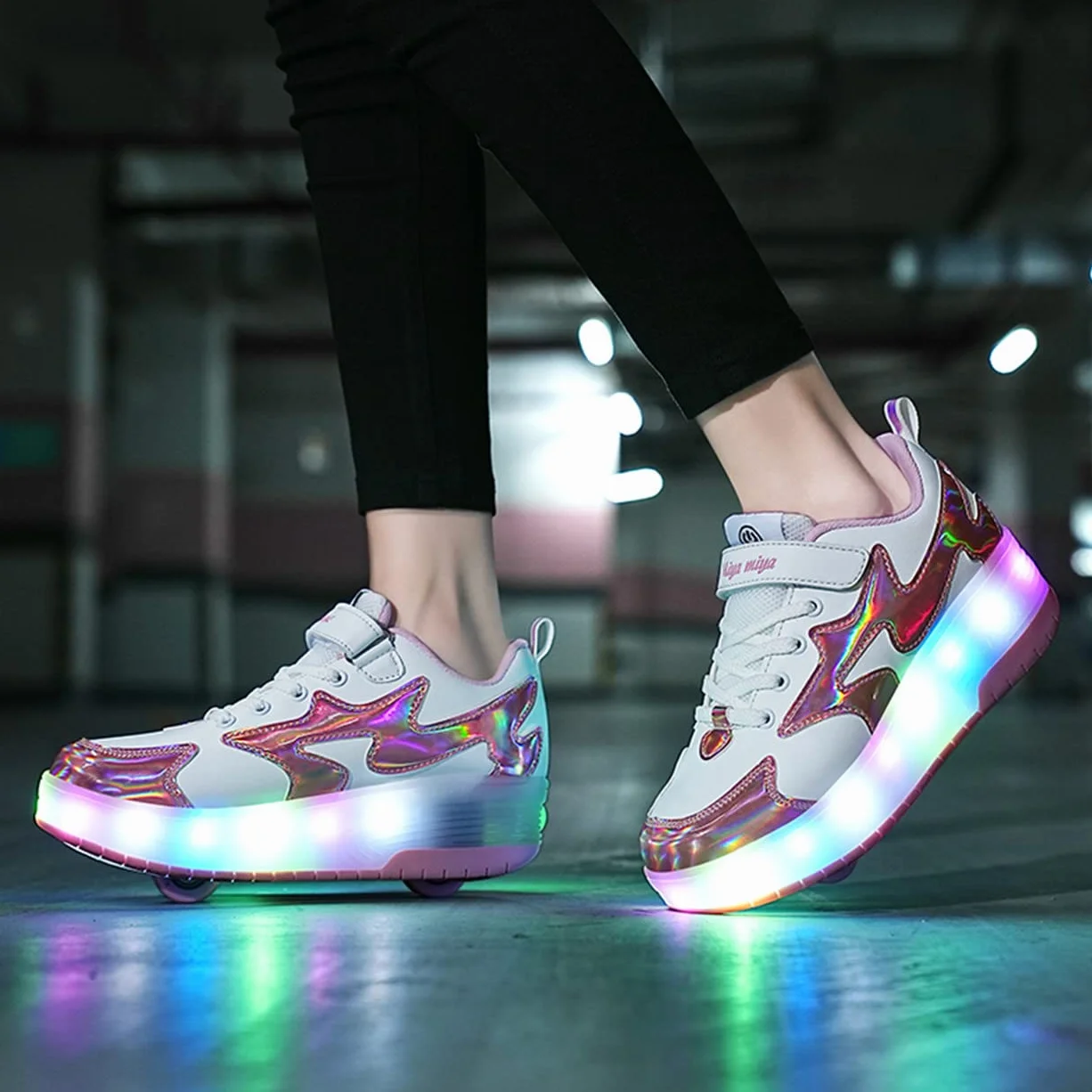 Zapatos con Ruedas Zapatillas LED con Dos Ruedas para Niños Carga USB Automática Calzado Skateboarding