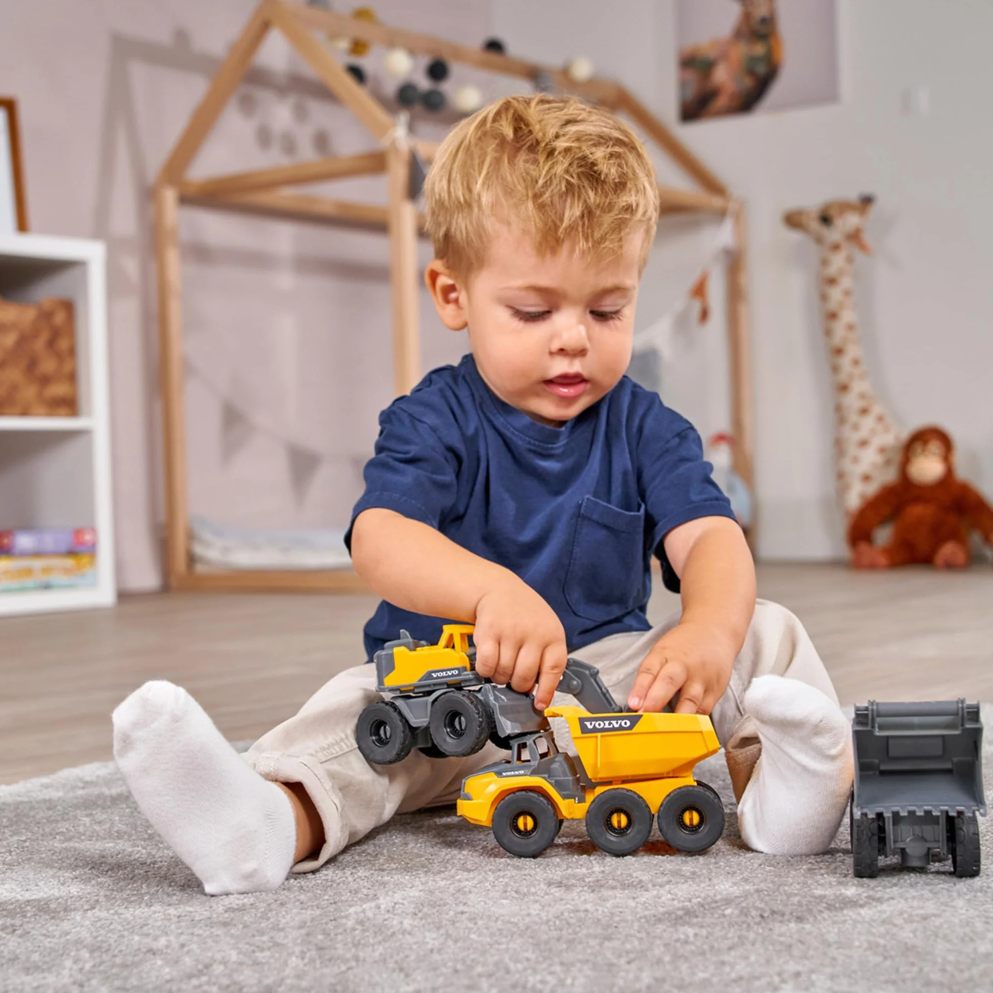 Dickie Toys- Vehículos de Obras Volvo Set Construcción, 3 Vehículos Juguete (Excavadora, Pala cargadora, volquete) para Niños, 16cm, Ruedas Giratorias y Piezas Móviles. A Partir de 3 años (203722015)