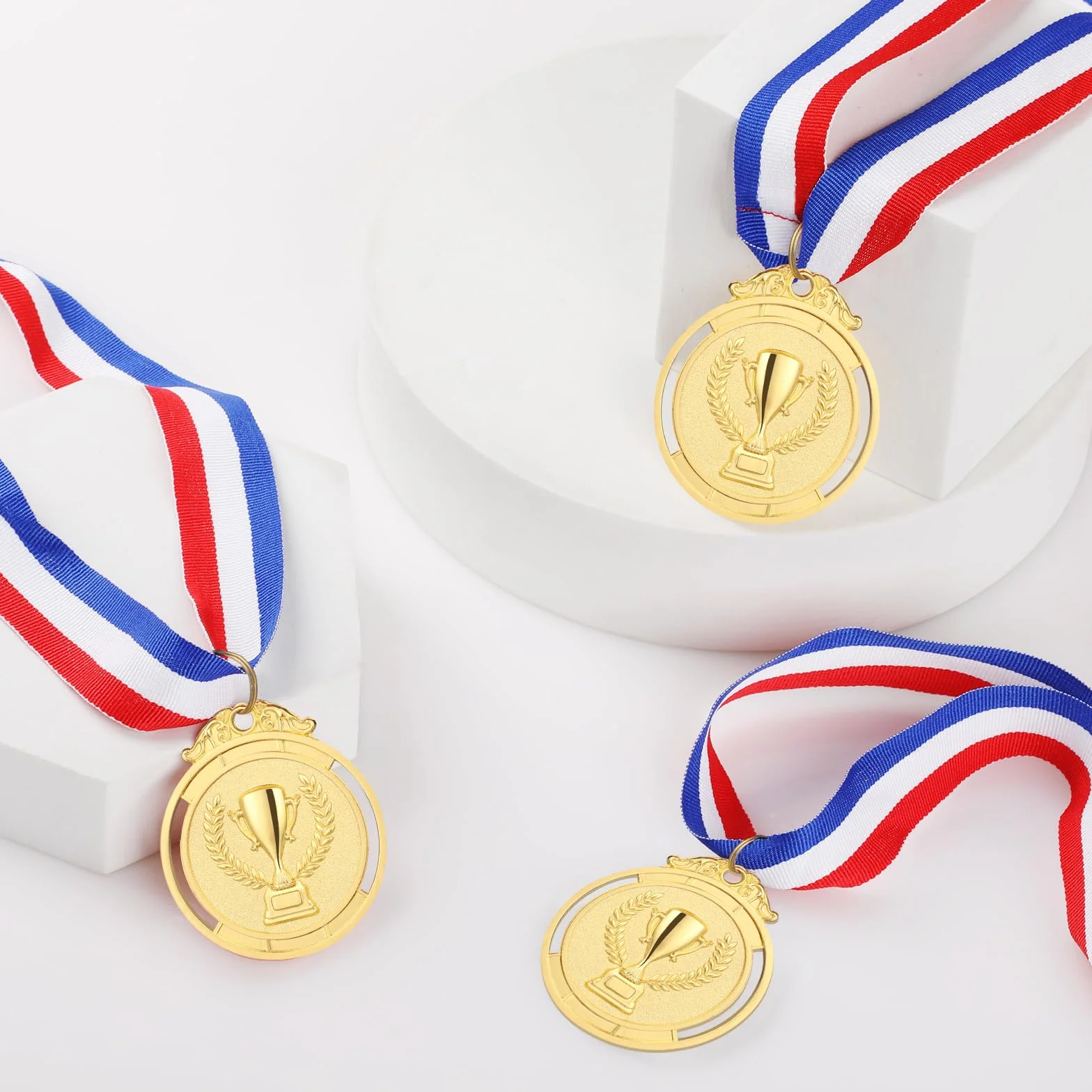 GeeRic 12 Piezas Medallas de Ganador para Niños, Oro para Fiestas Infantiles y Premios Deportivos