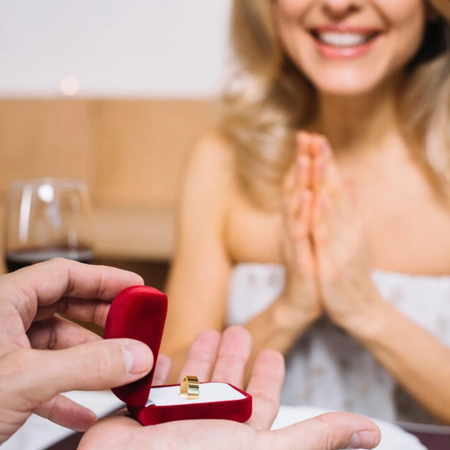 FuninCrea Caja de Anillos, Caja de Joyería de Terciopelo para Anillos para Boda Propuesta Compromiso, Caja Anillo Compromiso Pequeño Cajas de Almacenamiento de Anillos para Collares Pendientes