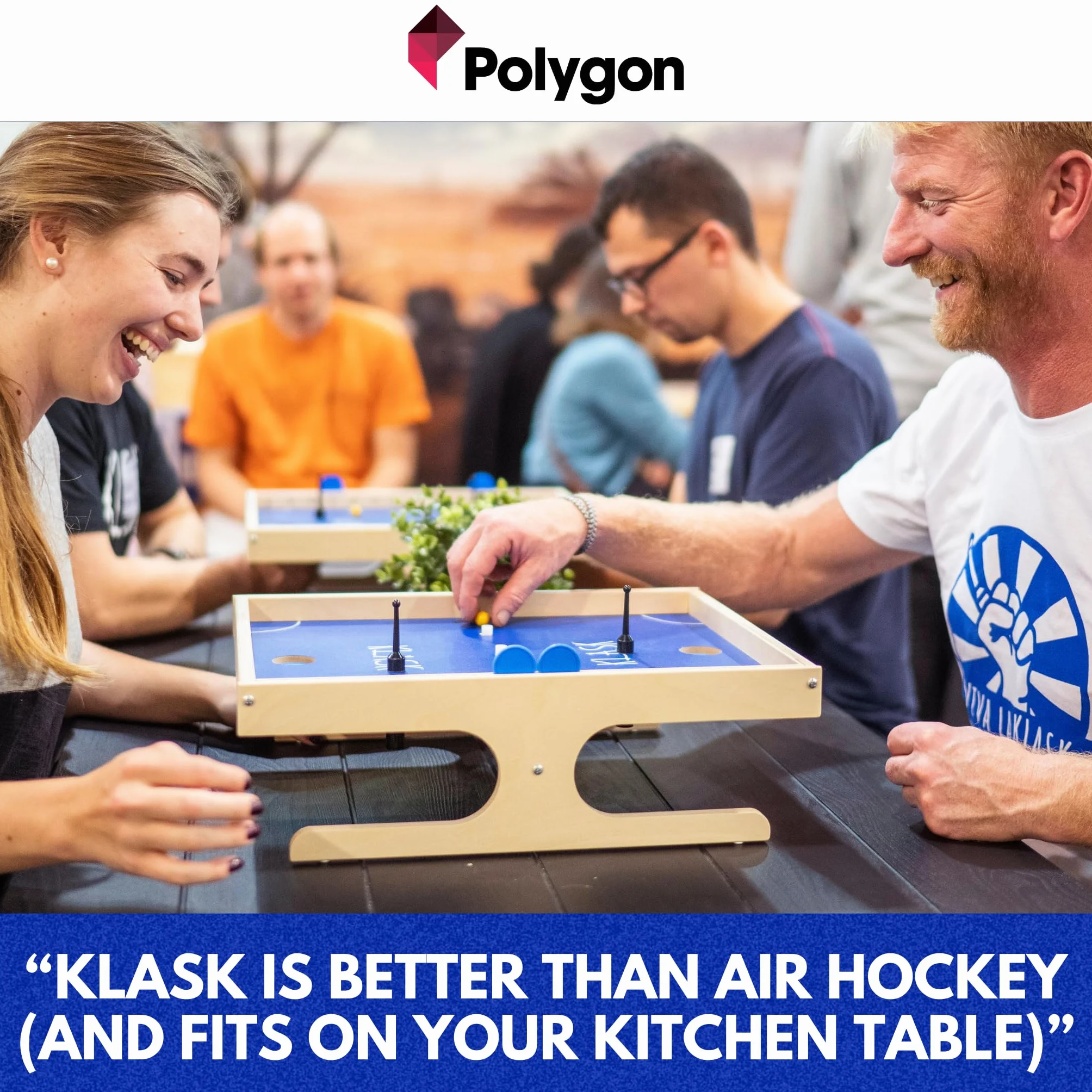 KLASK: The Magnetic Award-Winning Party Game of Skill - Juego de habilidad para niños y adultos de todas las edades que es medio futbolín, mitad hockey de aire