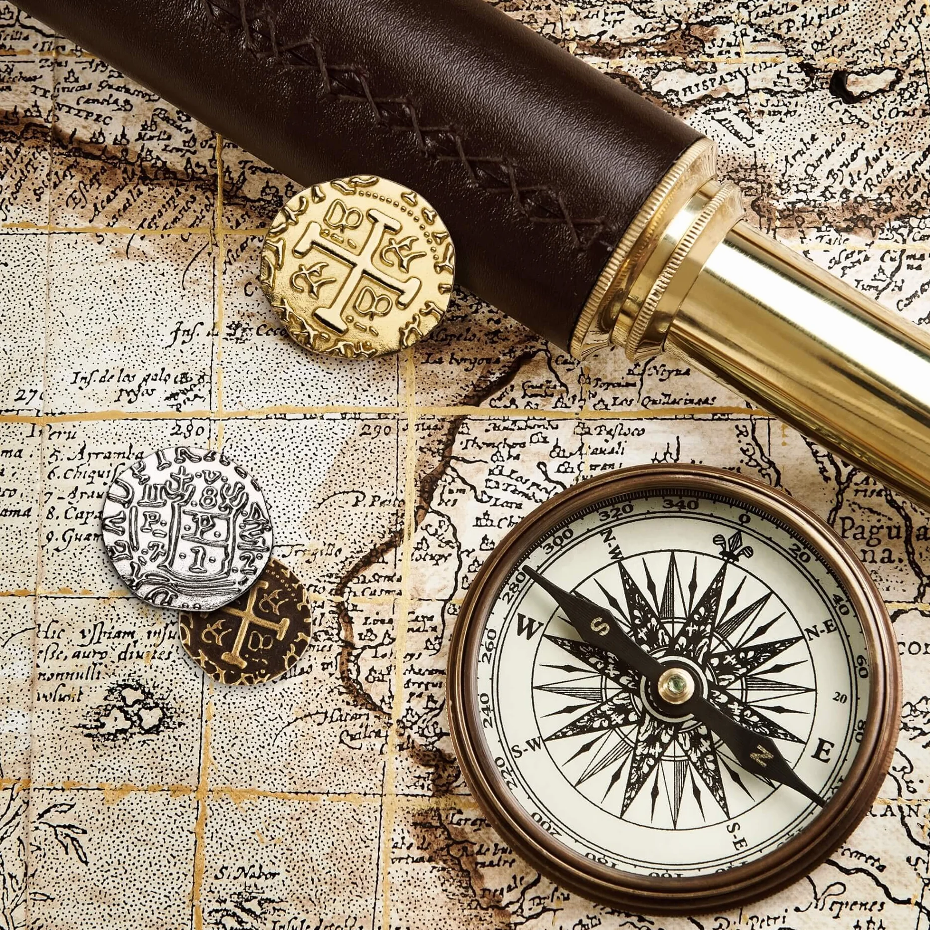 Monedas Piratas de Metal - 36 Monedas De Oro, Plata y Bronce para Juegos De Mesa Adulto, Juegos De Mesa Niños, Cofre del Tesoro, DND, Gloomhaven Dinero Falso - Tamaño Mix