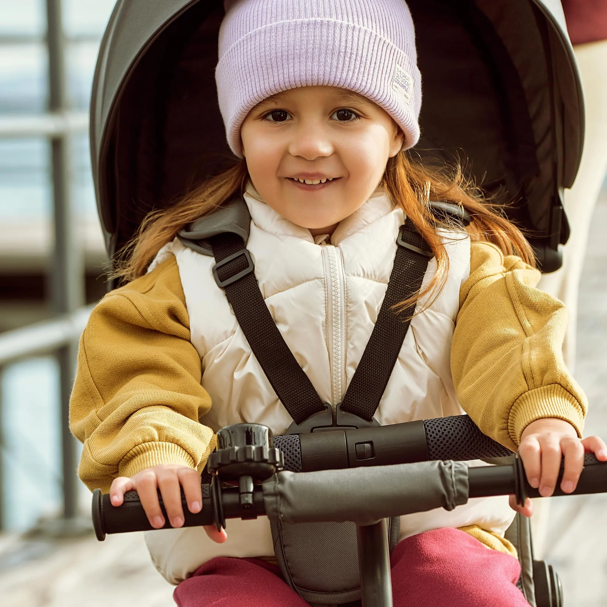 Kinderkraft Aston 2 Pro Triciclo Evolutivo, Bicicleta Sin Pedales, Bicicleta Bebe, para Niños, Cinturón, con Accesorios, Portavasos, Cesta, 9 Meses a 25 kg, Rosa