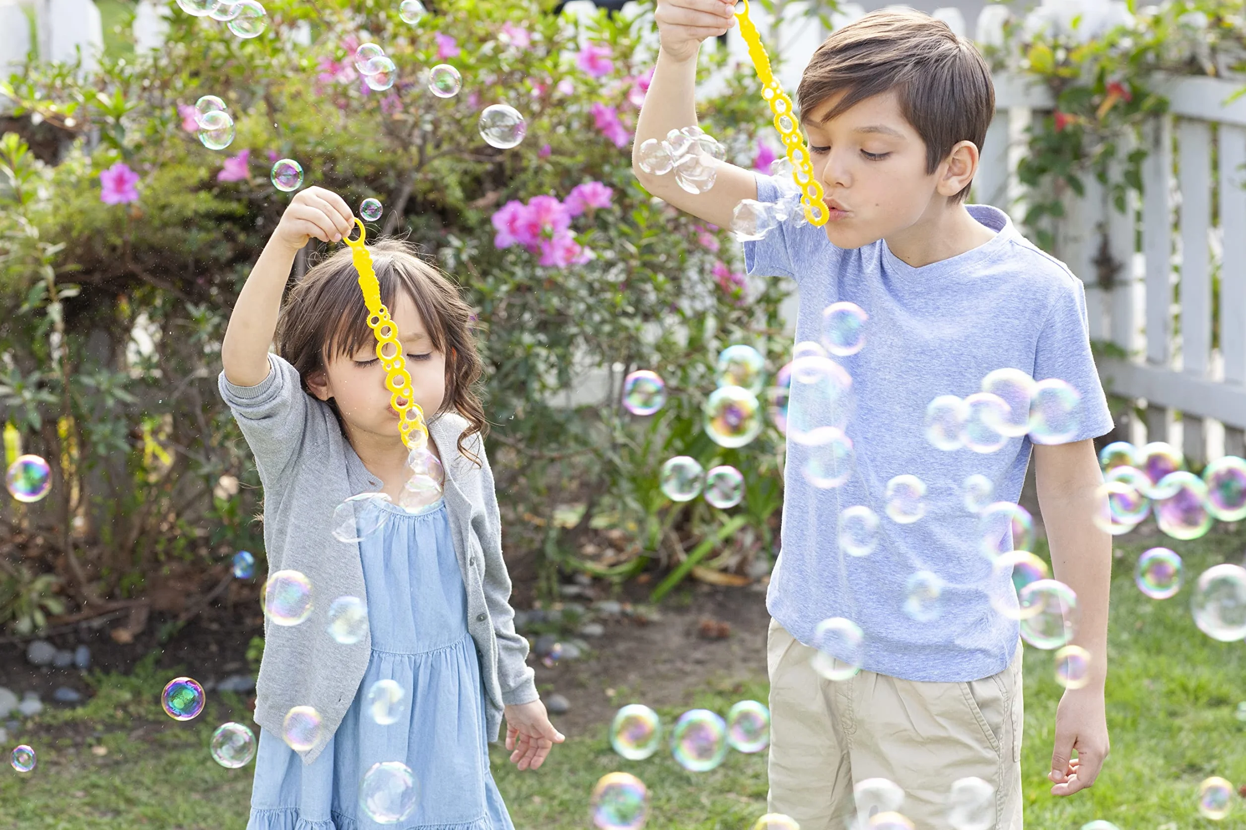 Gazillion Solución Premium de Pompas 1L en Botella| Burbujas, Vibrantes y Seguras | Para Niños, Fiestas, Celebraciones | Juguetes y Regalos para Niños de 3 Años o Más