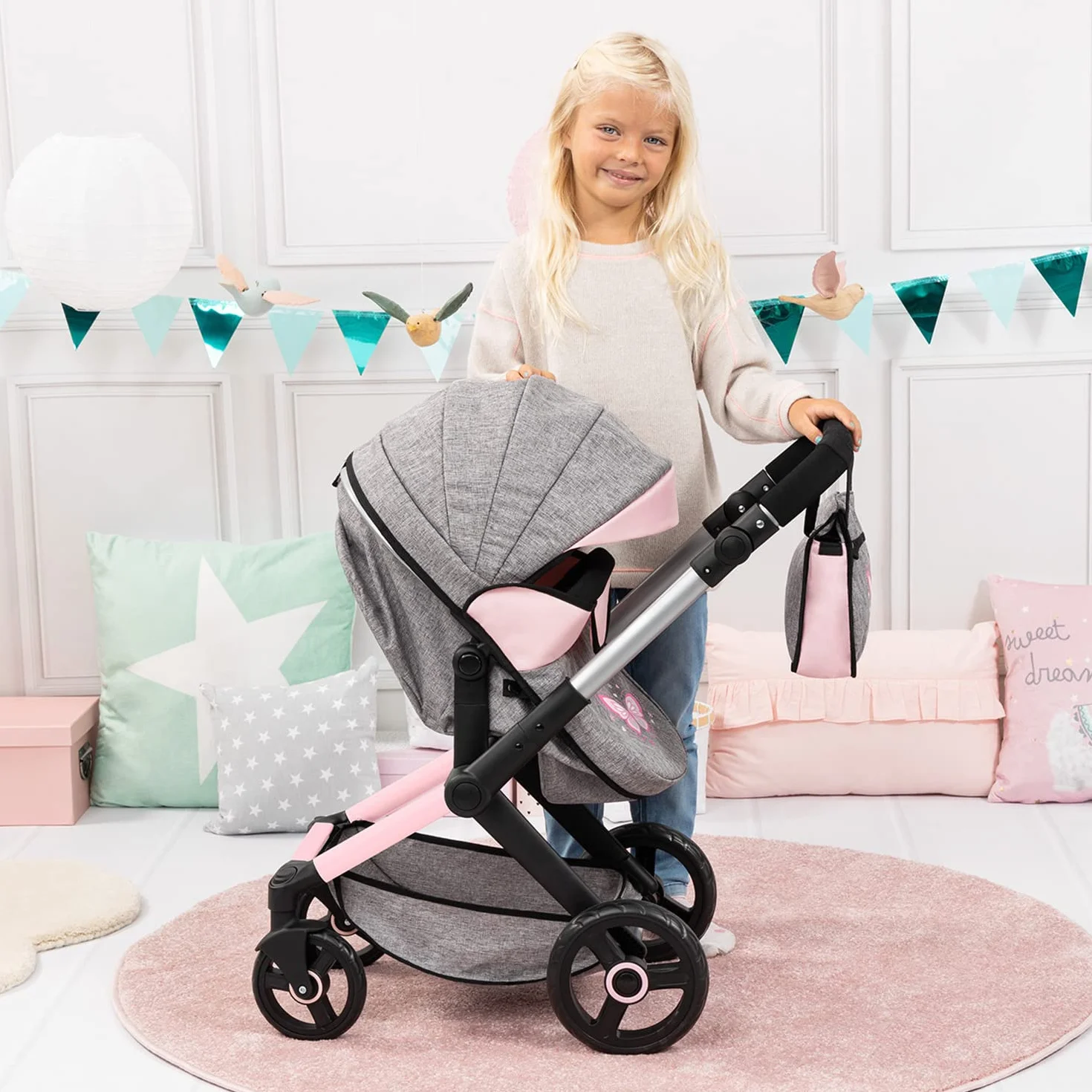 Bayer Design 17033AA Cochecito de muñeca Combi Xeo, Carro para muñecos, Bolsa, Convertible, Regulable en Altura