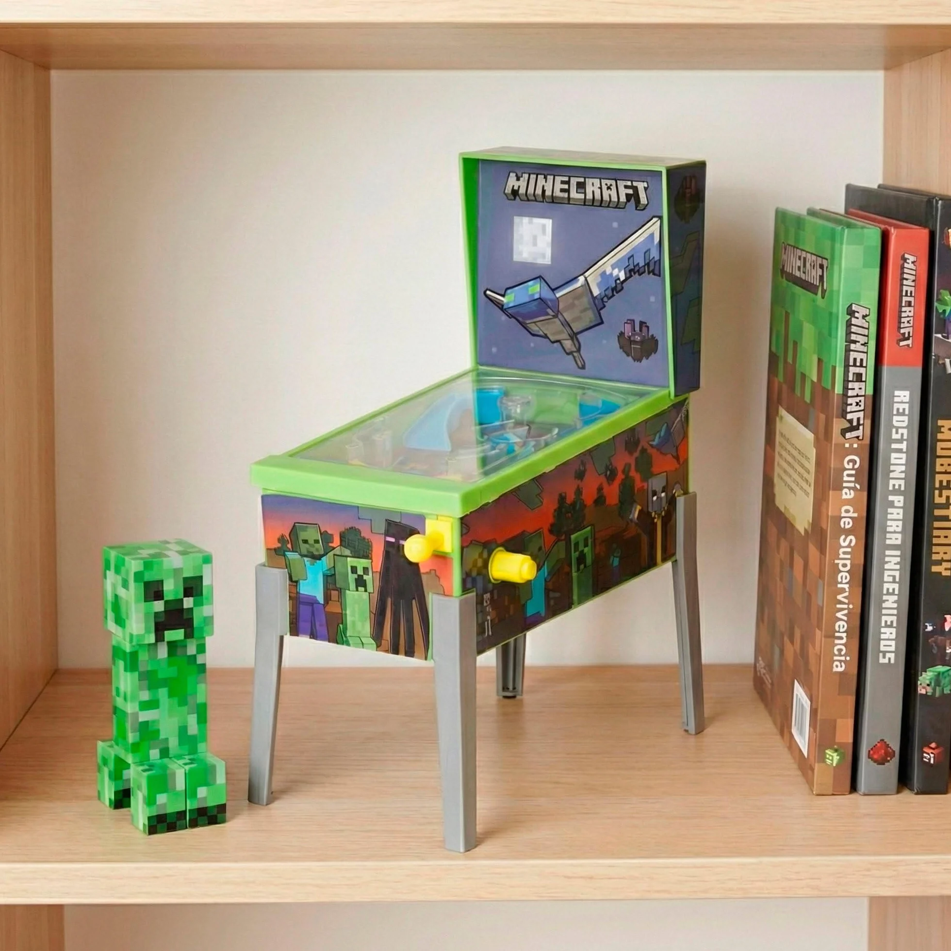 ColorBaby Minecraft Mini Pinball Arcade de Mesa, Luces y Sonido, Dibujos Animados, Juegos de Mesa, Juguetes Retro, Juguete coleccionismo, Recomendado Adultos y niños +3 años (77712)