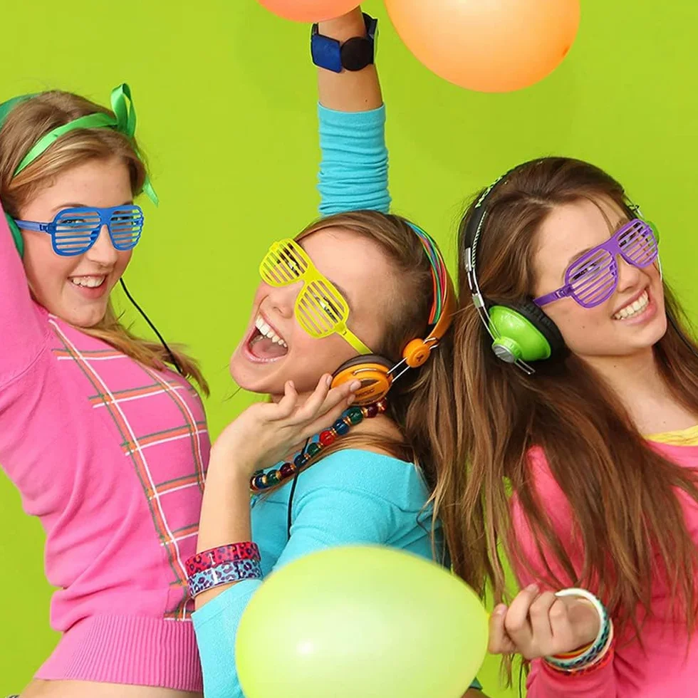 16 Piezas Instrumentos Inflables Rock Colorido Inflable Guitarra Micrófonos Saxofón Inflable Piano Inflable Bajo Inflable Gafas de Radio + Bomba de Aire para Celebraciones Carnaval