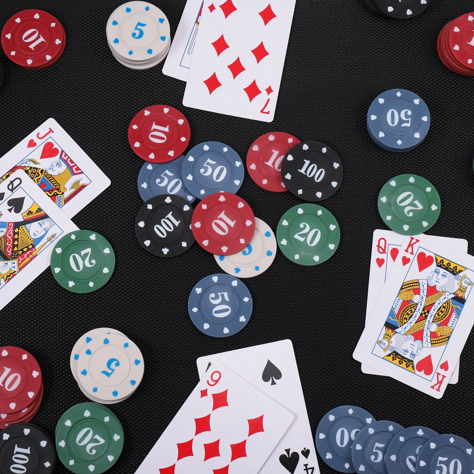 Zocipro 240Pcs Fichas Poker, Poker Chips de Plástico con Valores Nominales, Fichas de Casino para Juegos de Mesa de Fiesta de Casino, Juegos Familiares