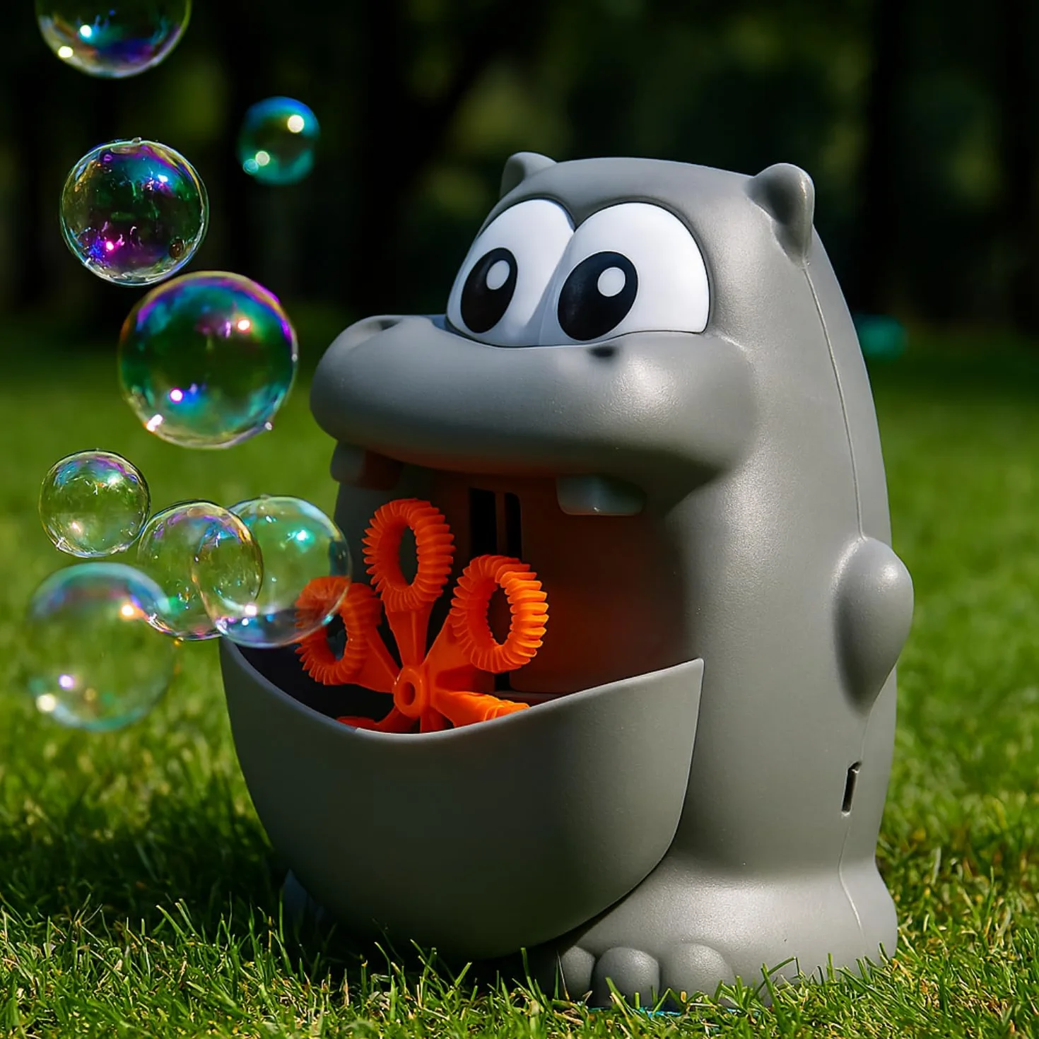 BEPER Máquina de Burbujas para Niños – Forma de Animal (Hipopótamo o Rana) – Funcionamiento Continuo – 56 ml de Líquido Incluido, Pilas No Incluidas