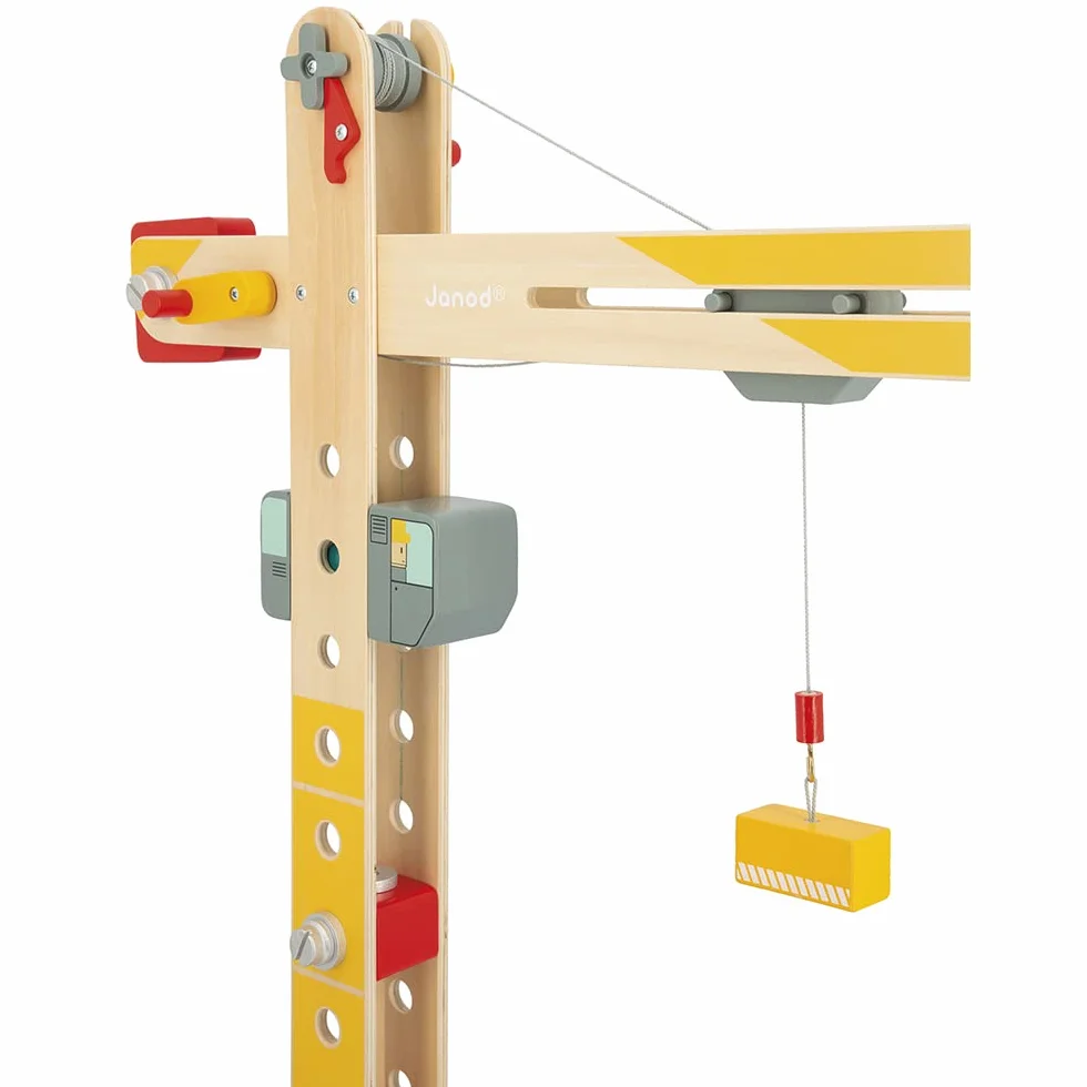 Janod - Grúa Grande de Madera 74 cm - Juguete de Imitación - Juego de Construcción - Rotación 360° y Móvil - 12 Accesorios - Certificado FSC - A Partir de 3 Años, J06468