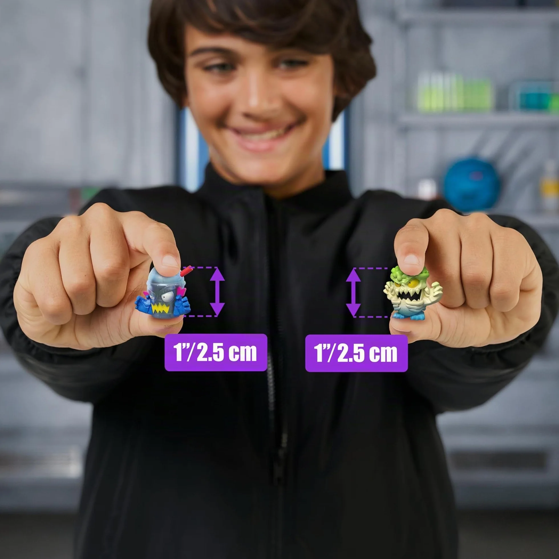MrBeast Lab Swarms Serie Hyper Fusion, colecciona +100 enjambres, el Pack de Laboratorio Incluye 6 microbestias, Pegatinas coleccionables y 2 cápsulas para Crear tu Propio MrBeast Lab