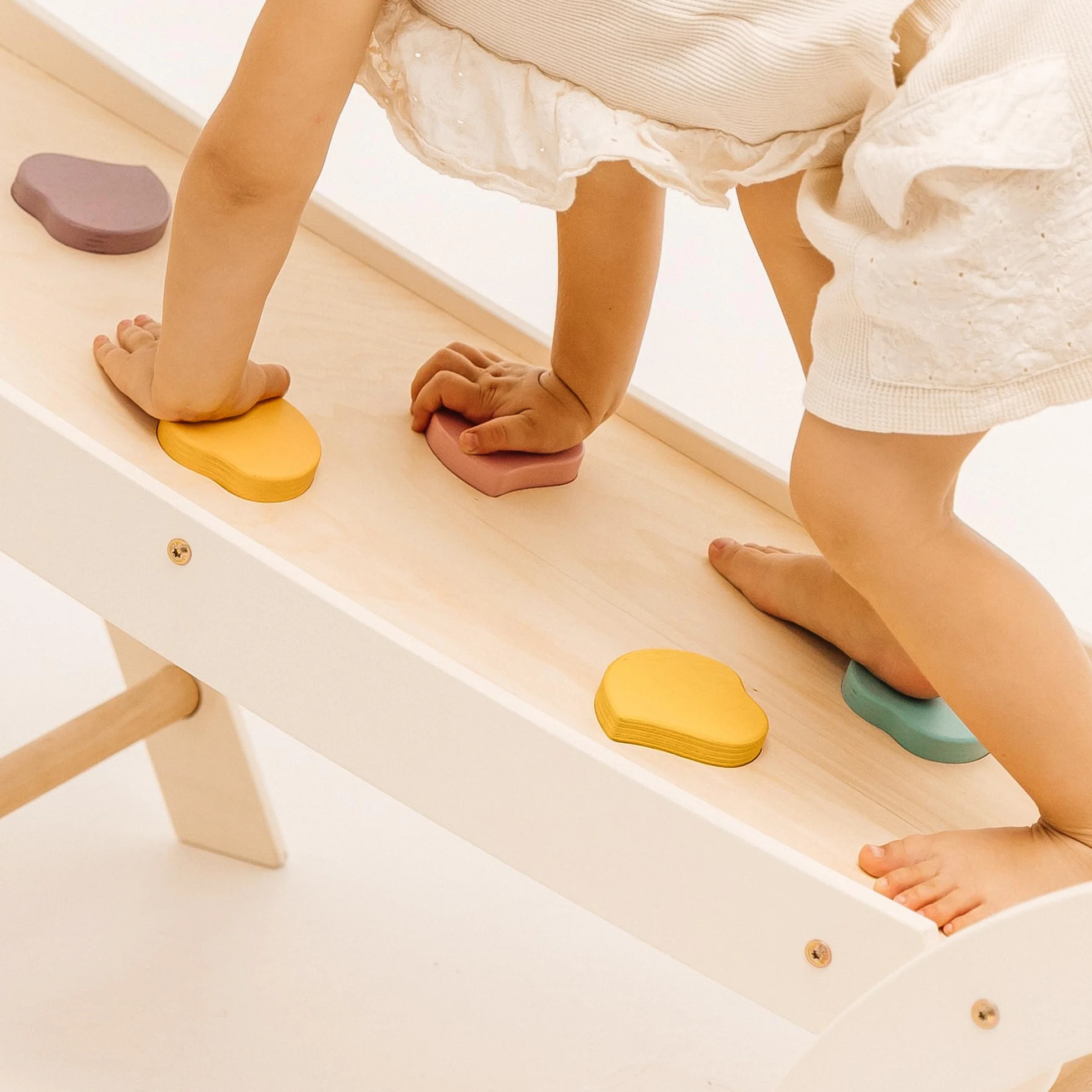 Estructura de Escalada 5 en 1 para Niños - Escalera Triángulo, Arco, Balance Board y Cojín, Montessori, Gimnasio de Madera 1-3 Años