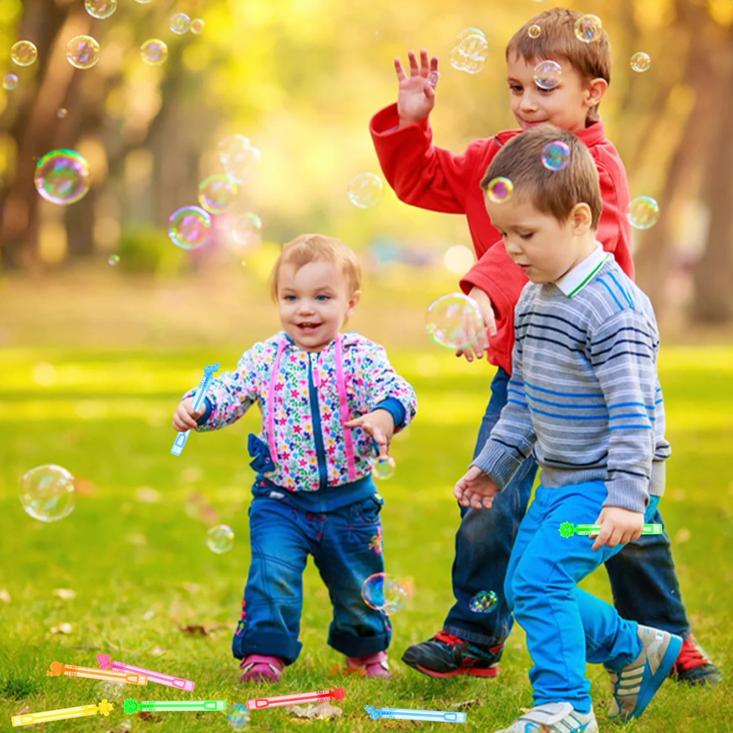 SULOLI 24 Piezas Mini Pompas de Jabón，Burbuja Varita de Burbujas para Cumpleaños Infantiles, Bodas, Halloween，Exteriores Juguetes para Niños (6 Colores