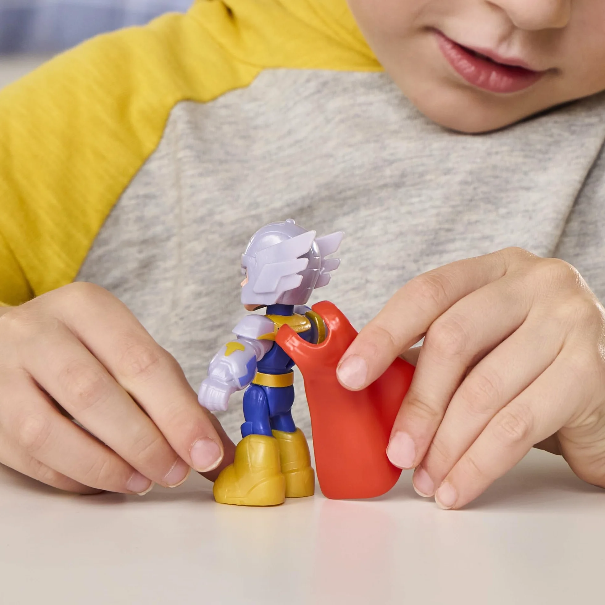 Marvel Iron Man and His Awesome Friends, Figura de acción de Thor
