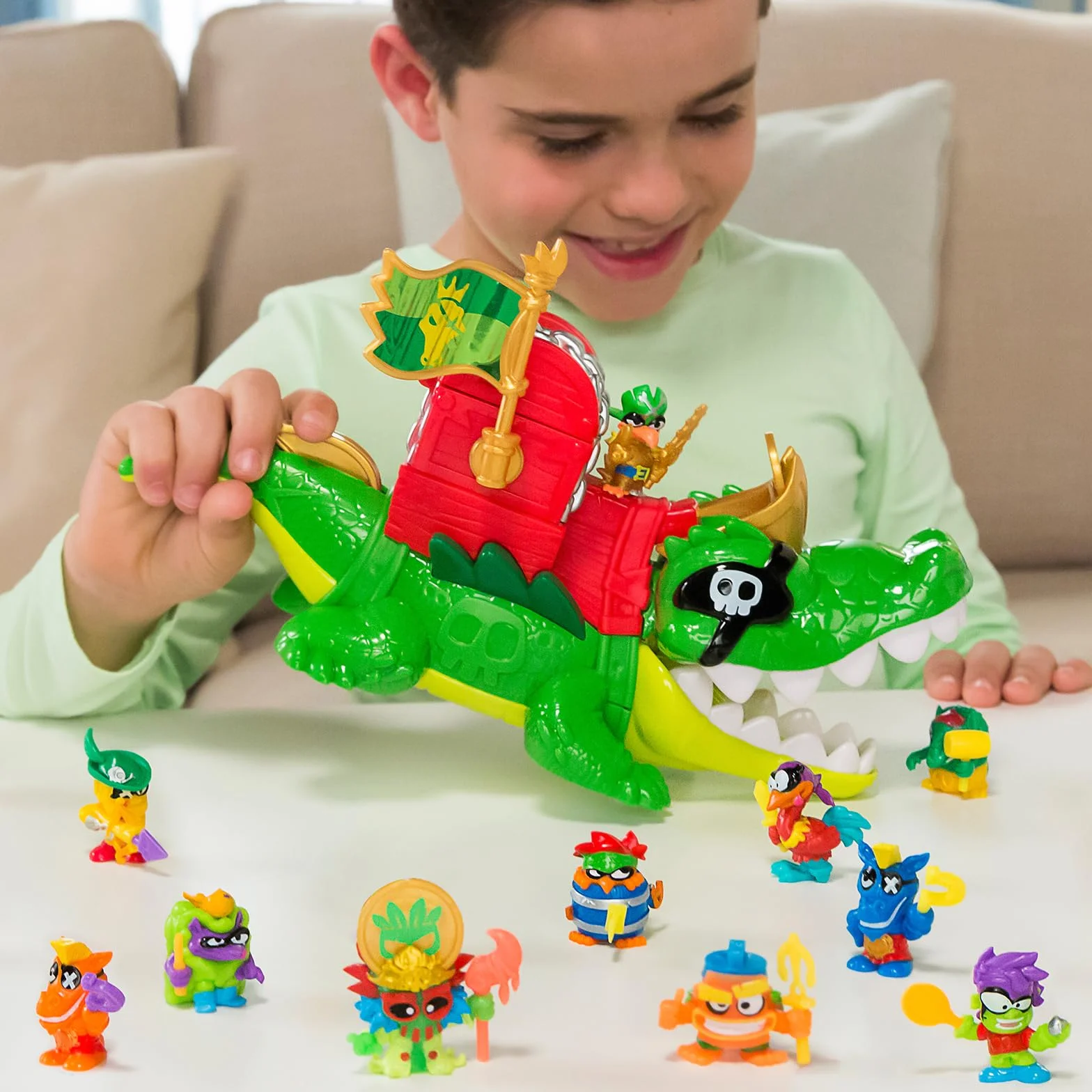 PIRATIX King Croc articulado con cofre tesoro