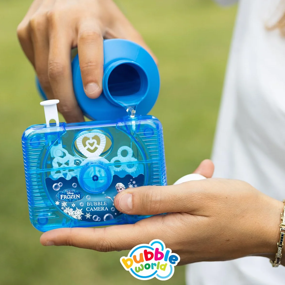 Bubble World - Recarga Líquido para Pompas de Jabón - Pompas de Jabón Niños - Líquido Listo para Usar para Pompas y Pomperos - Hipoalergénico - Sin Parabenos - Sin Gluten - 1 L - Made in Italy