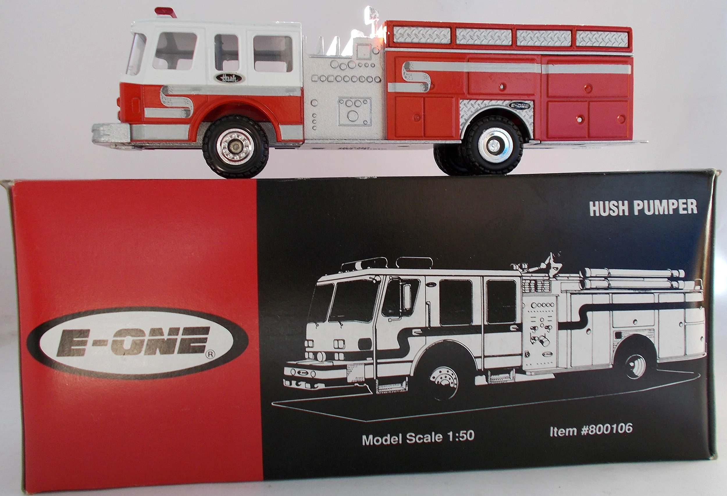 CONRAD - CON5510 - Camion de pompier américain Hush Pumper - 1/50