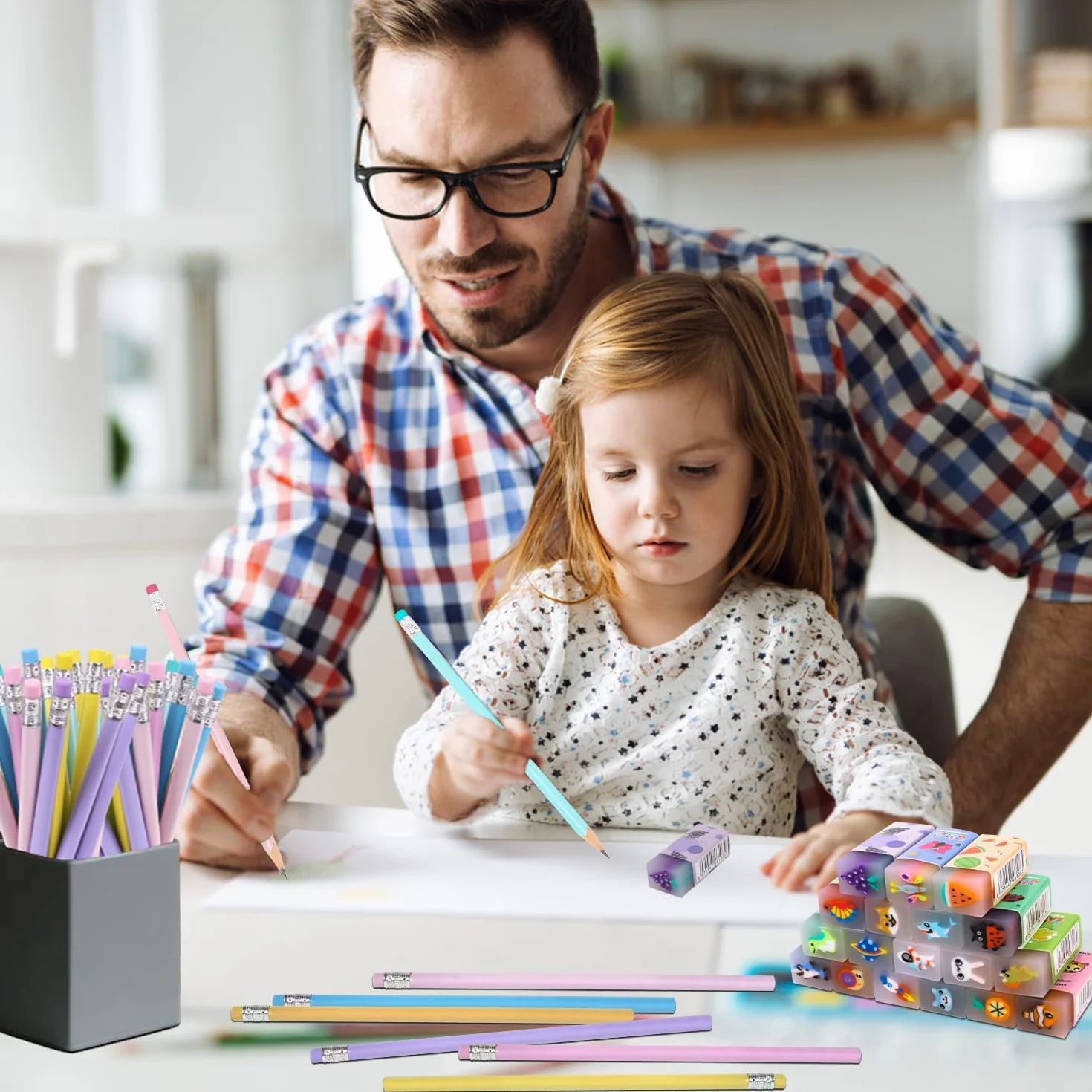 36 Piezas Lápices Infantiles con Borrador, Regalos para Cumpleaños Infantiles, 18 Borradores Divertidos 18 Lápices, Gomas de Borrar Divertidas para Niños y Niñas, Útiles Escolares