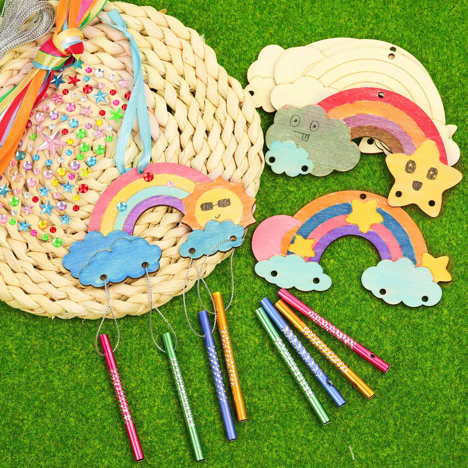 Nourdom Kit de 12 campanillas de viento para niños, haz tu propia campanilla de viento Rainow para colorear estrella, luna, sol, hacer un timbre de viento, kits de madera para artes y manualidades