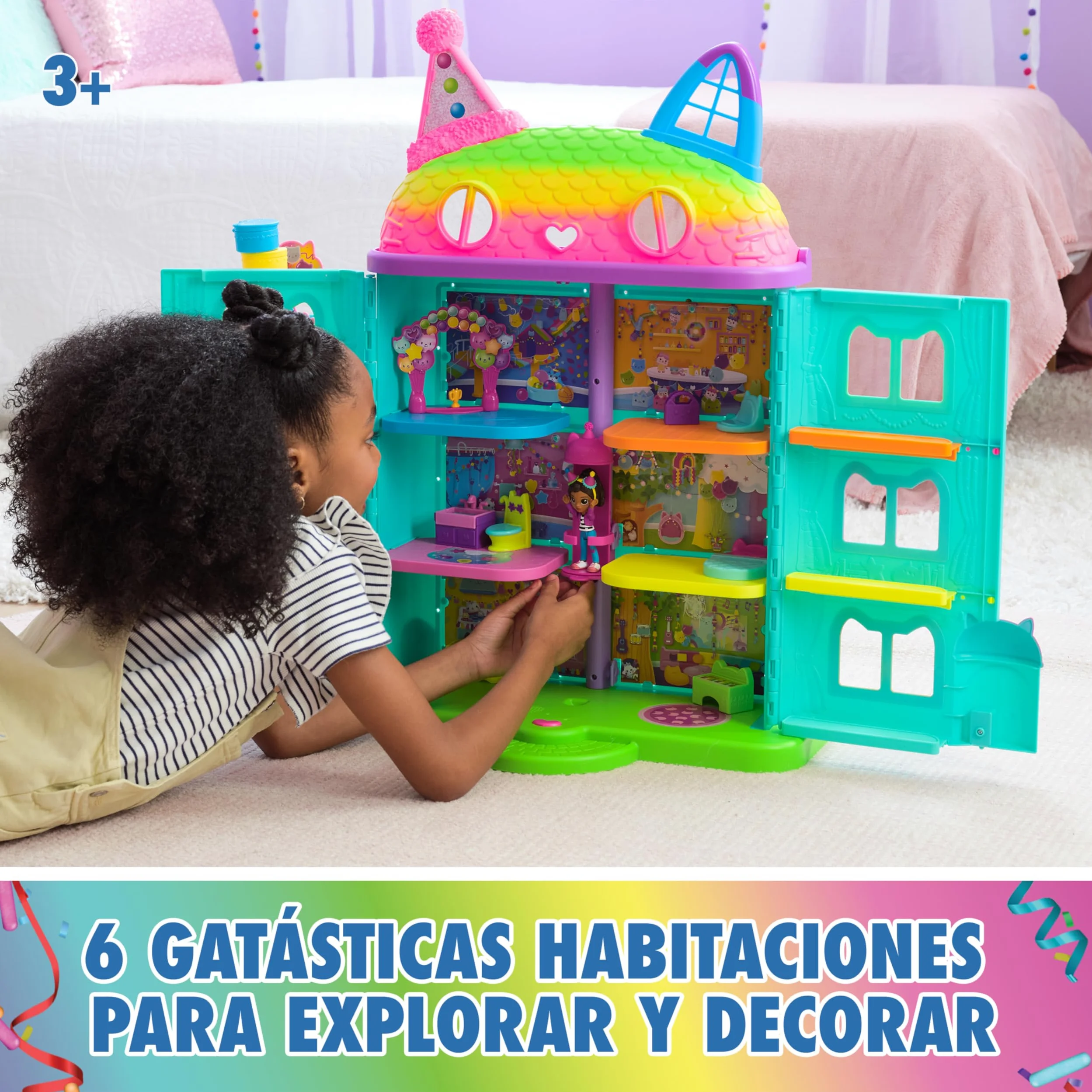LA CASA DE MUÑECAS DE GABBY - CASA DE MUÑECAS FESTIVA GABBY'S DOLLHOUSE CON SONIDOS, FIGURA, 14 ACCESORIOS ARCOIRIS Y 2 CAJAS SORPRESA - 6070742 - Juegos Infantiles - Juguetes Niños 3 años +