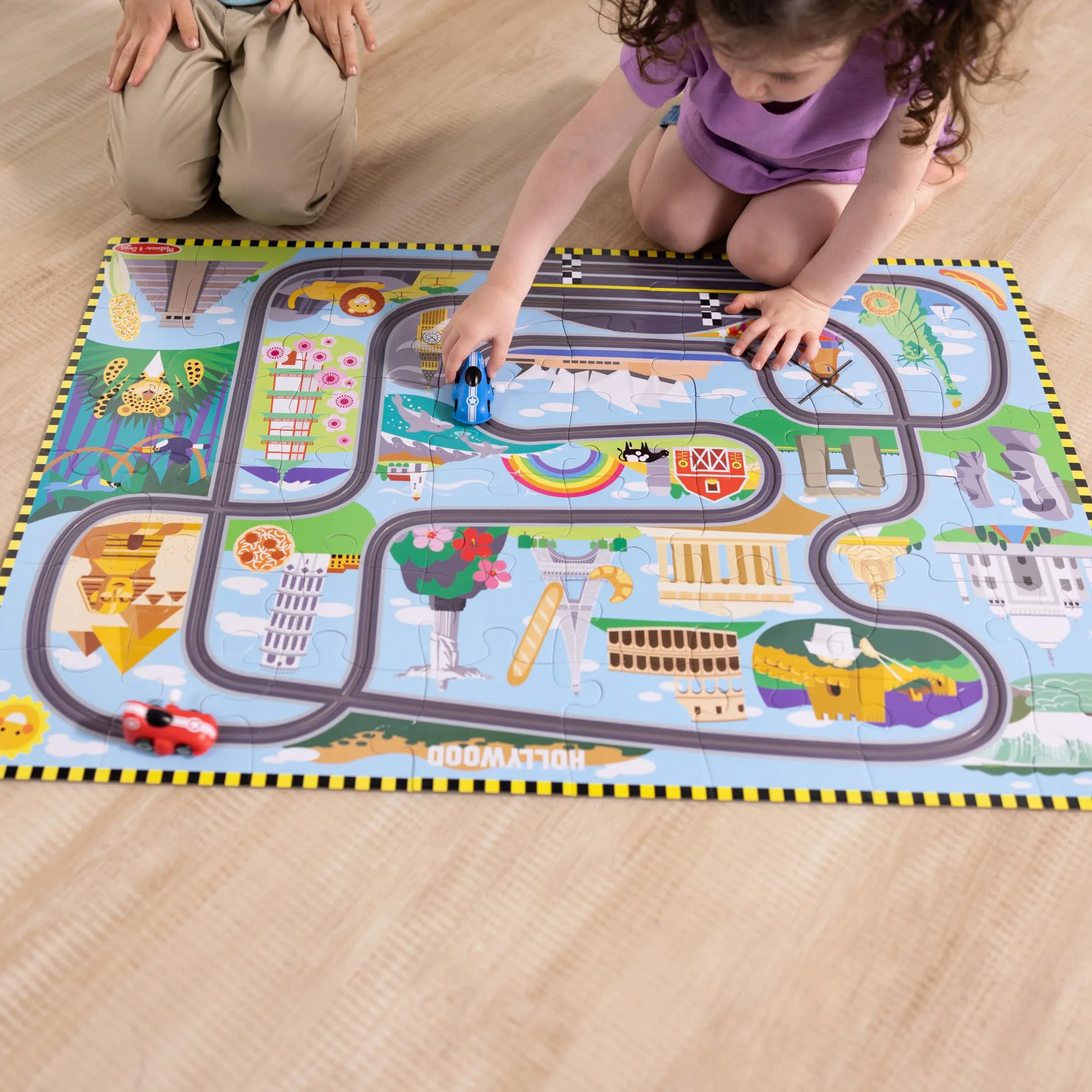 Melissa & Doug Puzzle de Piso de cartón Pistas de Carreras Alrededor del Mundo y vehículos de Cuerda – 48 Piezas, para niños y niñas a Partir de 3 años - Certificados FSC