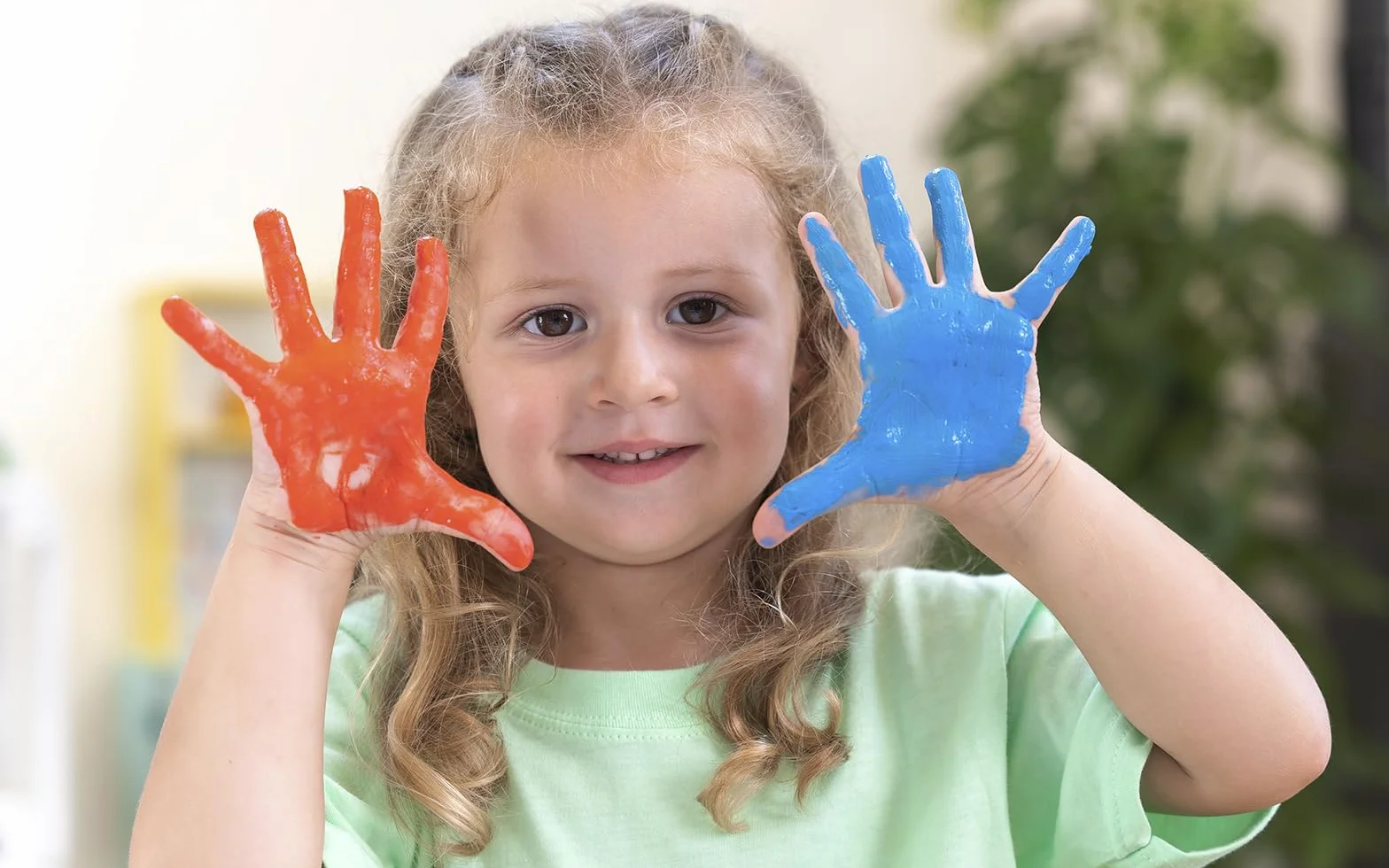 Jovi - Pintura de dedos Finger Paint, Caja de 6 botes de 500 ml, A partir de 2 años, A base de ingredientes naturales, Sin gluten