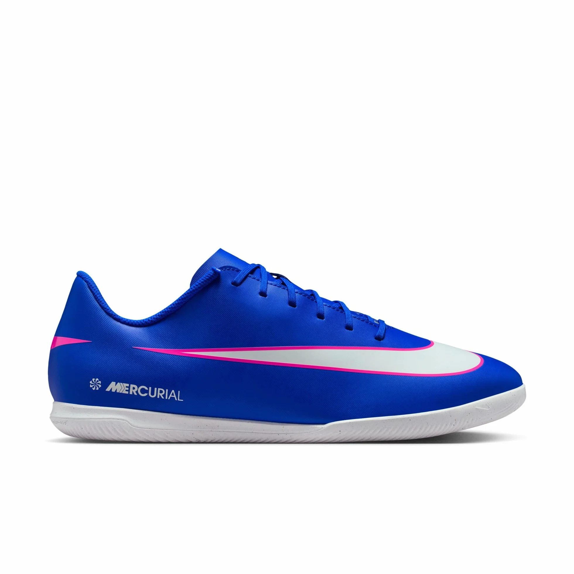 NIKE Vapor 16 Club IC Sneaker