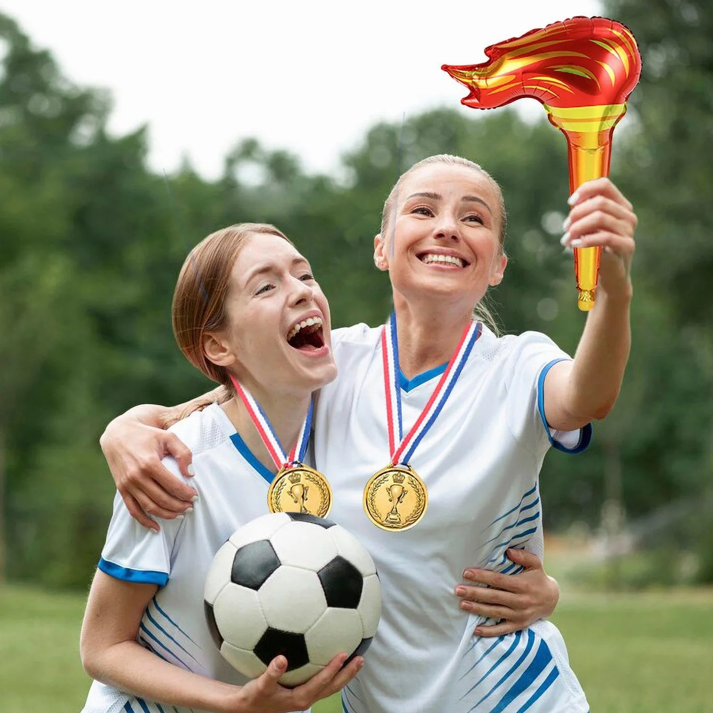 Medallas de Campeonato con Antorchas y Pegatinas Deportivas - Decoraciones para Juegos Deportivos