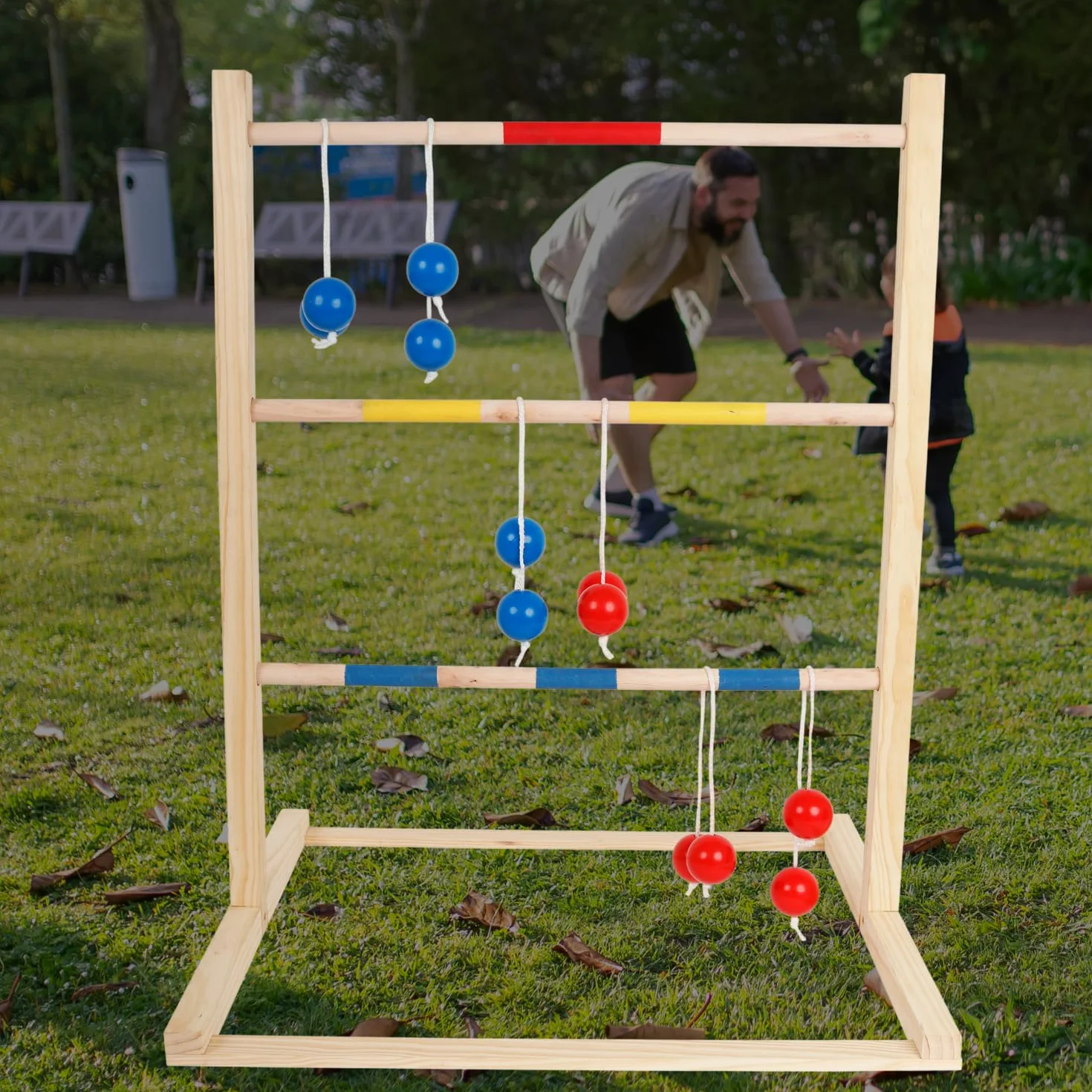Play>it® Escalera de Golf en Madera con 6 Bolas