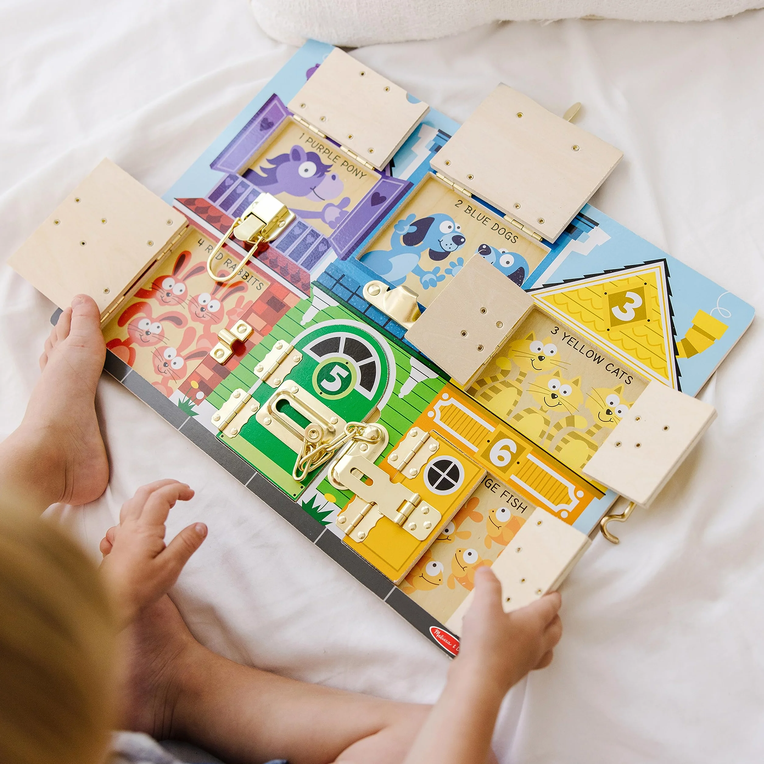 Melissa & Doug | Tablero De Pestillos | Juguetes de desarollo | 3+ Years
