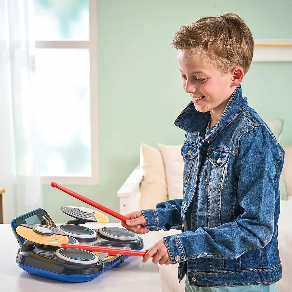 VTech - Kidi DJ Drums, Batería electrónica para niños 10 en 1 con Pads iluminados, platillos, Baquetas, Bluetooth, Aprendizaje y Juegos, Regalo niños +6 años, Versión en Español