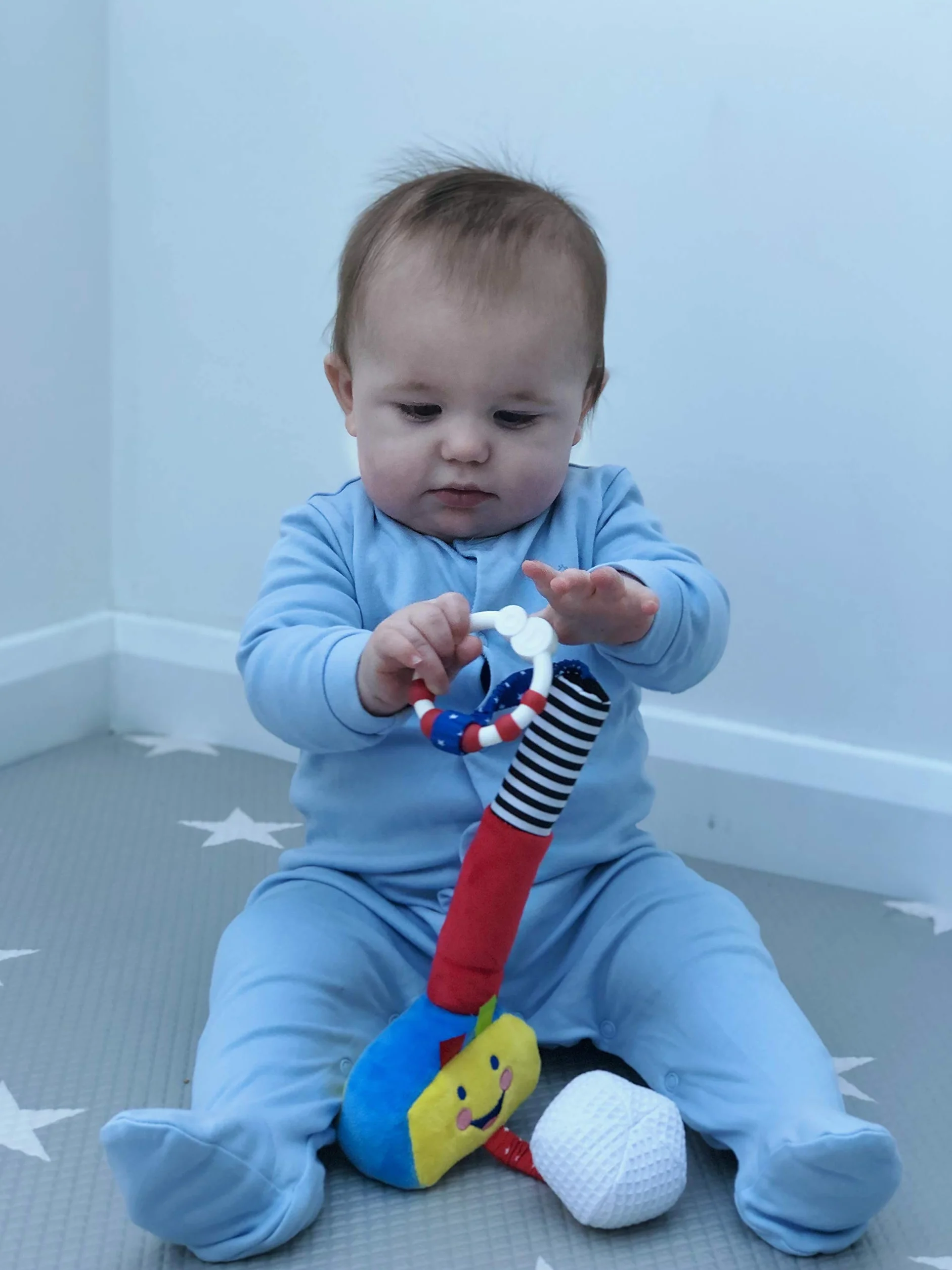 Little Sport Star Club de golf y pelota para bebés, juguete con clip para golfistas, adecuado desde el nacimiento, para llevar o en casa, regalo para bebé, chirridos, sonajeros y crujidos, un juguete