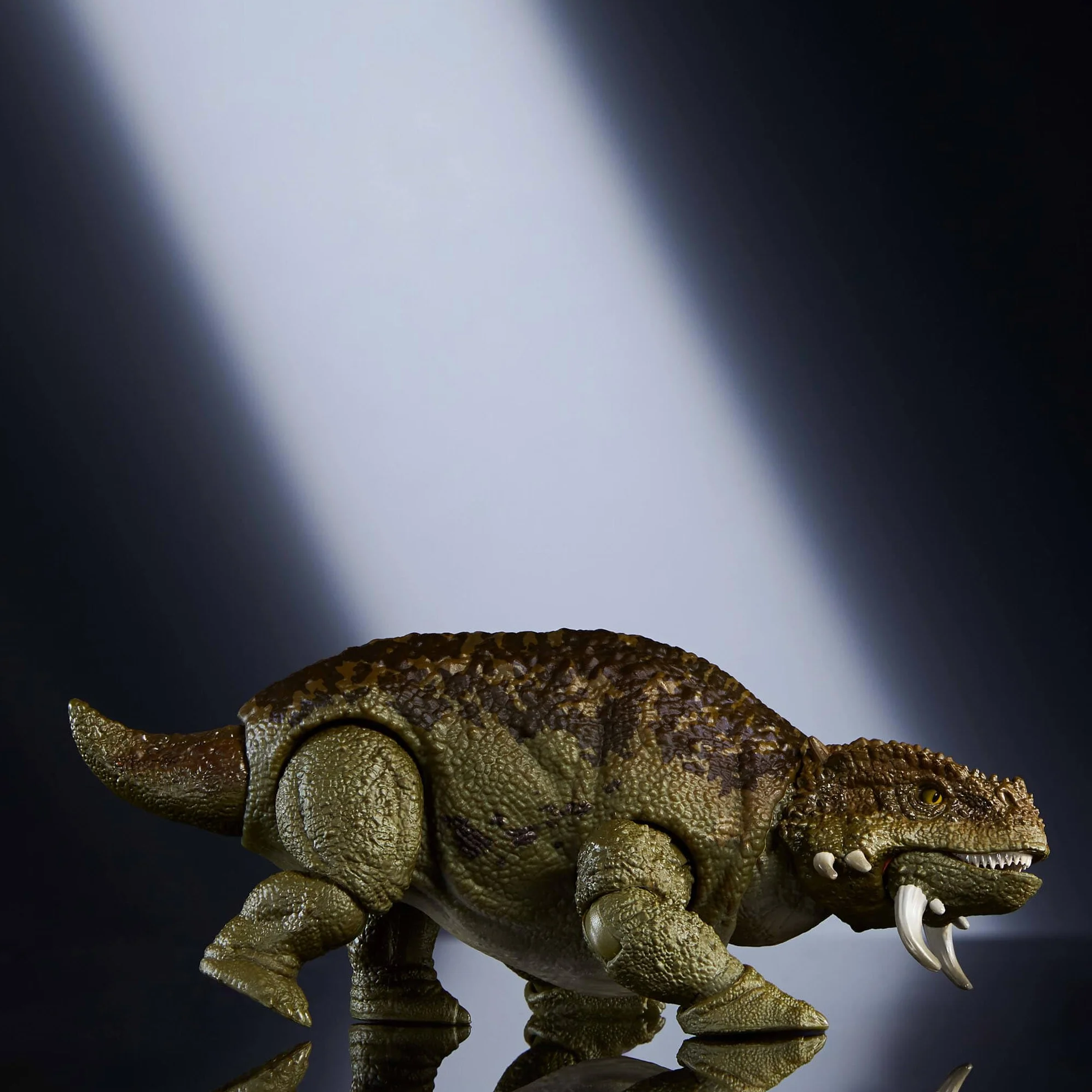 Mattel Jurassic World Colección Hammond Escutosaurio Figura de acción dinosaurio, ojos de cristal, 14 puntos articulación JDJ08