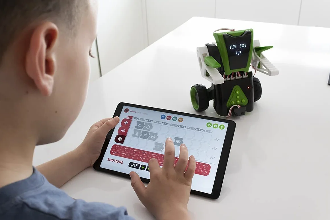Xtrem Bots - Mazzy Kit Robotica | Robotica Niños 8 Años | Robot Programable Niños | Robot Juguete Interactivo | Robots Inteligente | Regalos Comunion Niño
