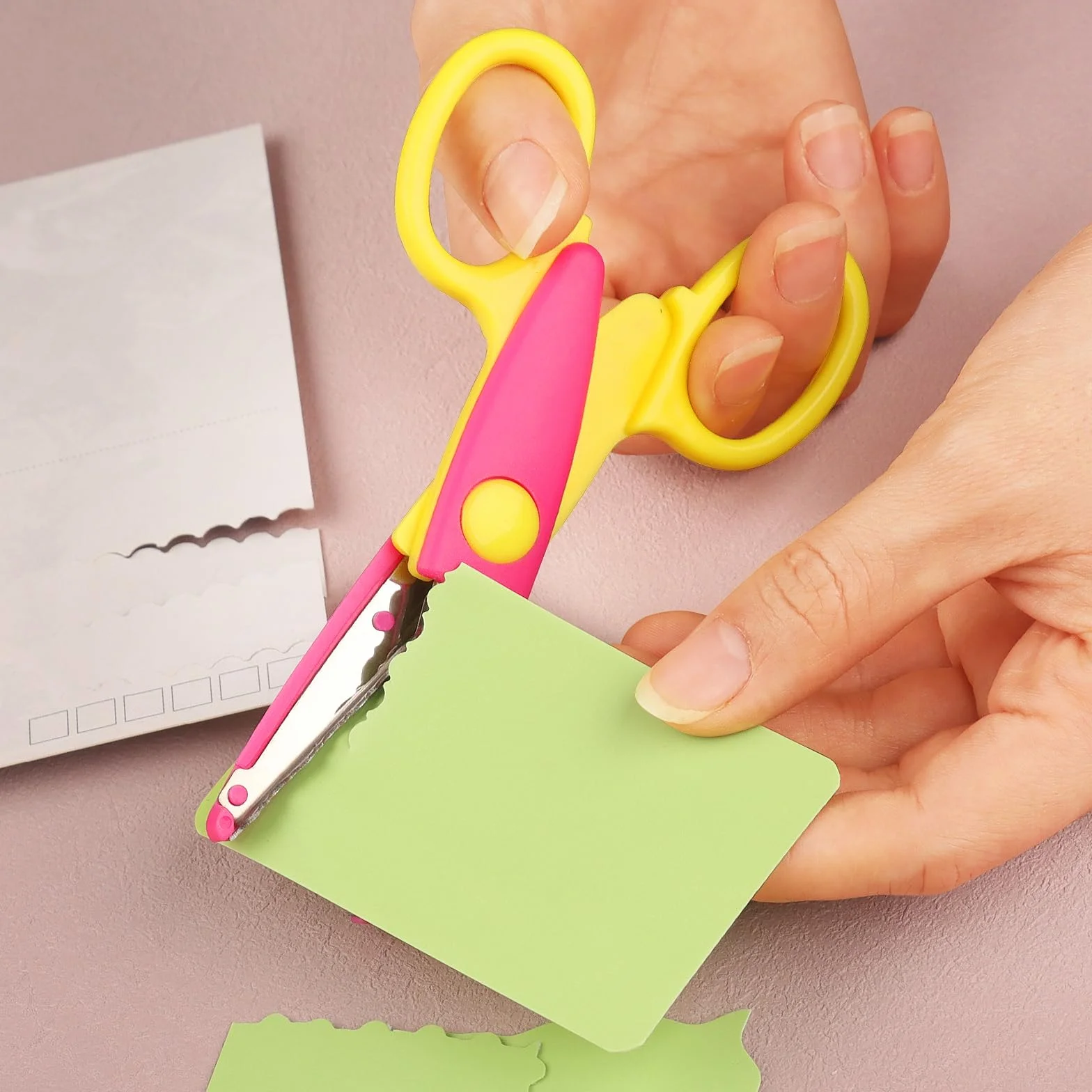 Tijeras para manualidades para niños, juego de 6 piezas, coloridas y seguras, varios diseños seguros para que los niños lo usen, Zig